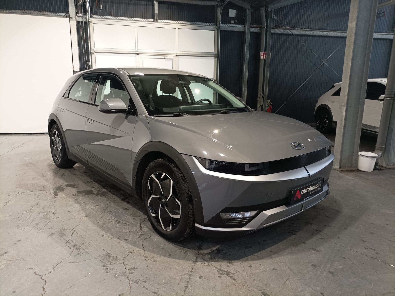 Hyundai IONIQ 5 Limousine HYUNDAI IONIQ 5 72,6 kWh 160 kW Heckantrieb Sports Utility Vehicle #1