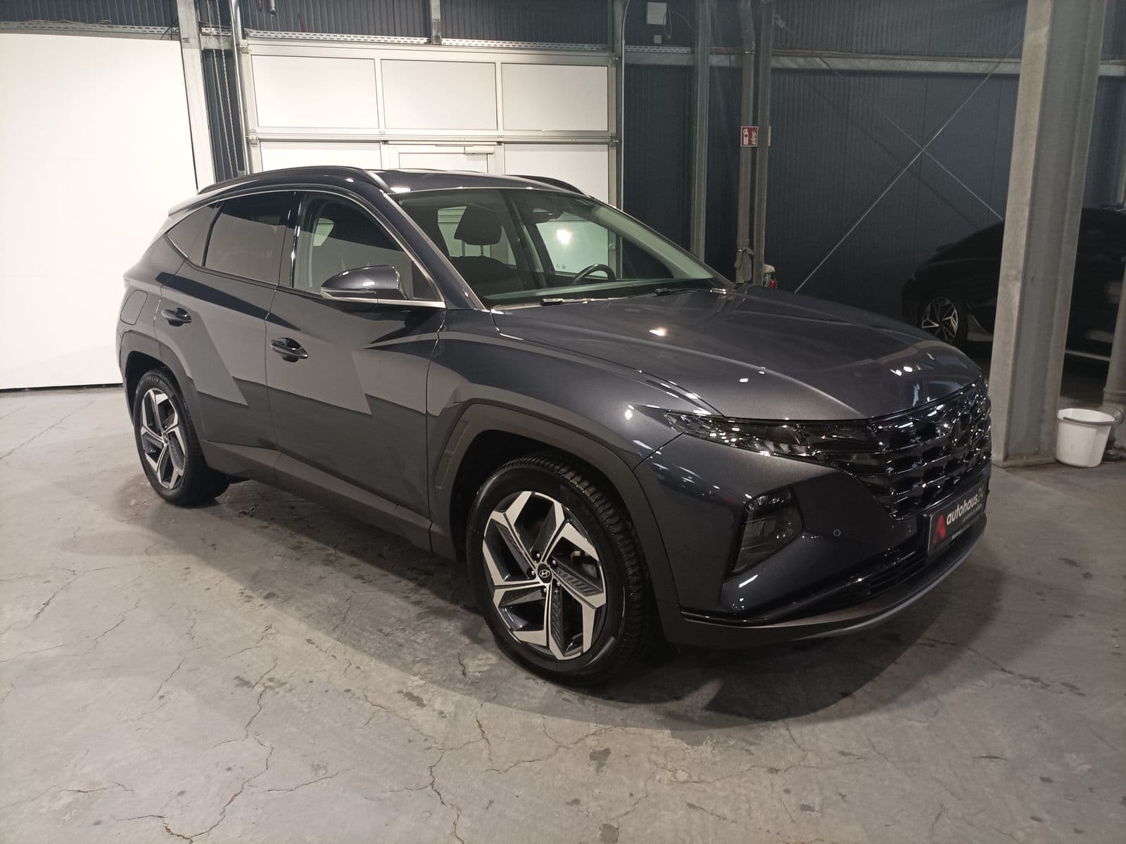 Hyundai Tucson SUV / Crossover / Geländewagen HYUNDAI Tucson 1.6 T-GDI Plug-in Hybrid 4WD Auto Sports Utility Vehicle #1