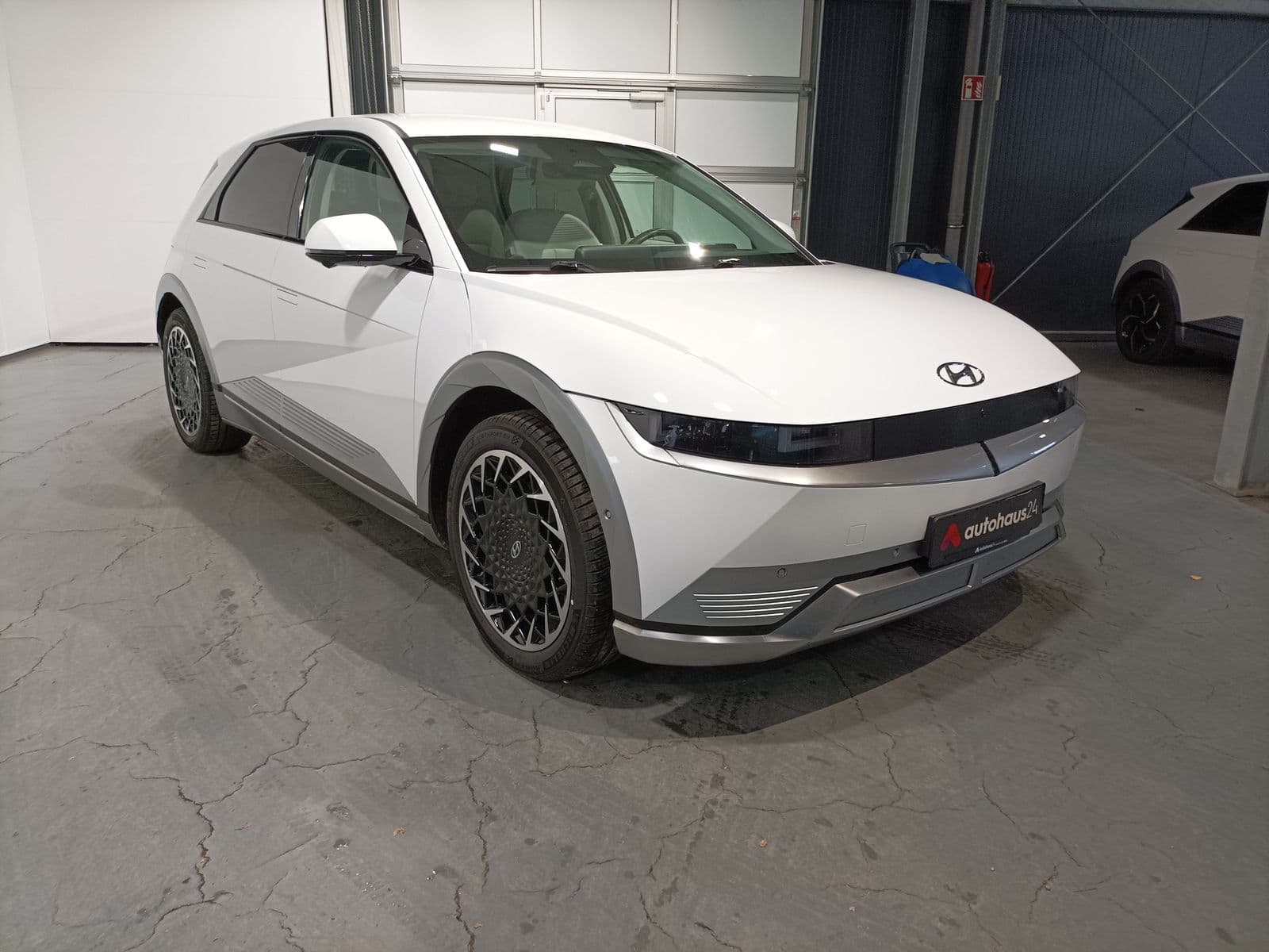 Hyundai IONIQ 5 Limousine HYUNDAI IONIQ 5 72,6 kWh 160 kW Heckantrieb Sports Utility Vehicle #1