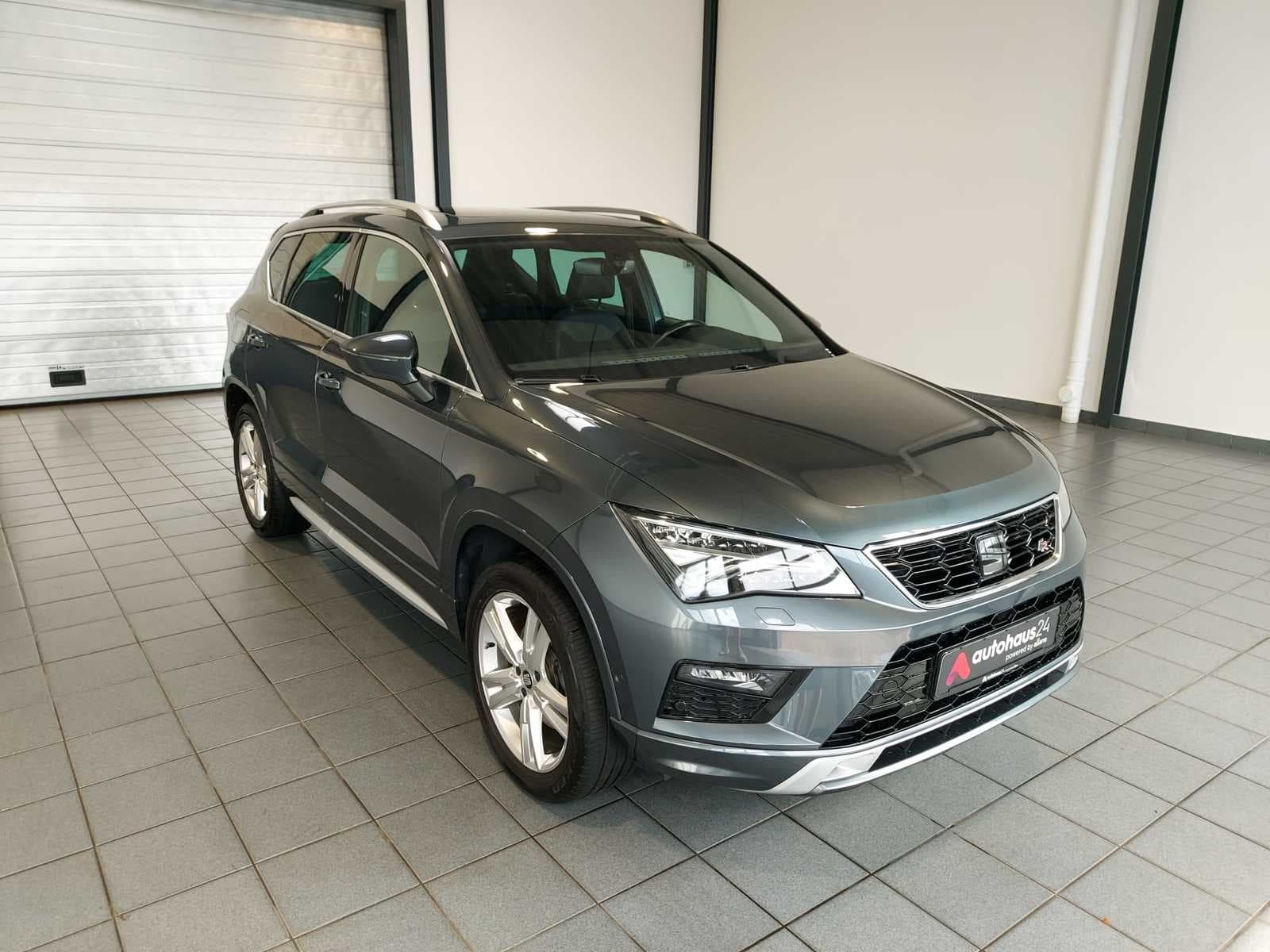 SEAT Ateca SUV / Crossover / Geländewagen SEAT Ateca 2.0 TSI 140kW FR 4Drive DSG Sports Utility Vehicle #1