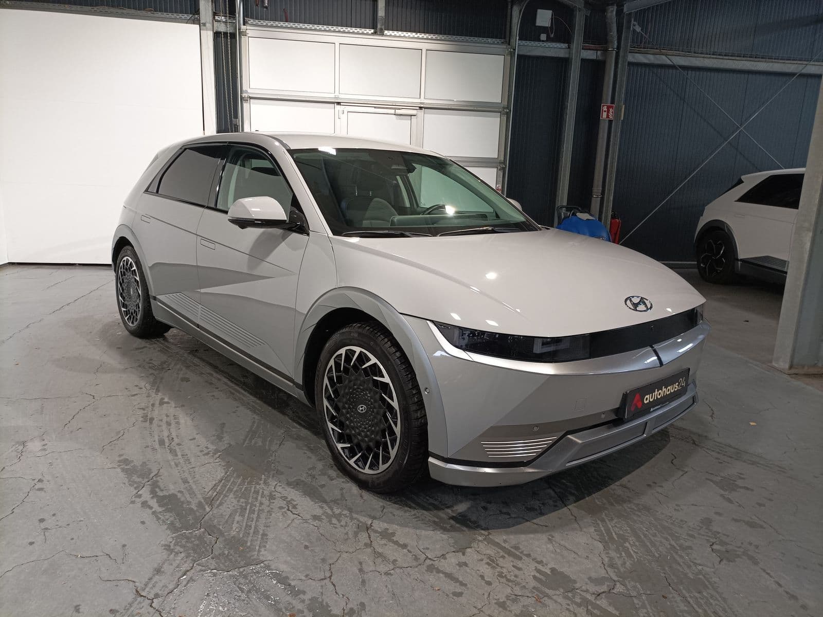 Hyundai IONIQ 5 Limousine HYUNDAI IONIQ 5 72,6 kWh 160 kW Heckantrieb Sports Utility Vehicle #1