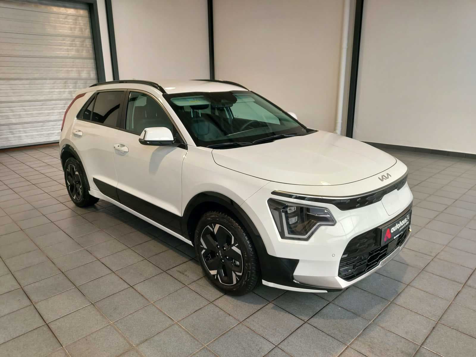Kia Niro SUV / Crossover / Geländewagen KIA Niro EV Vision Schräghecklimousine #1