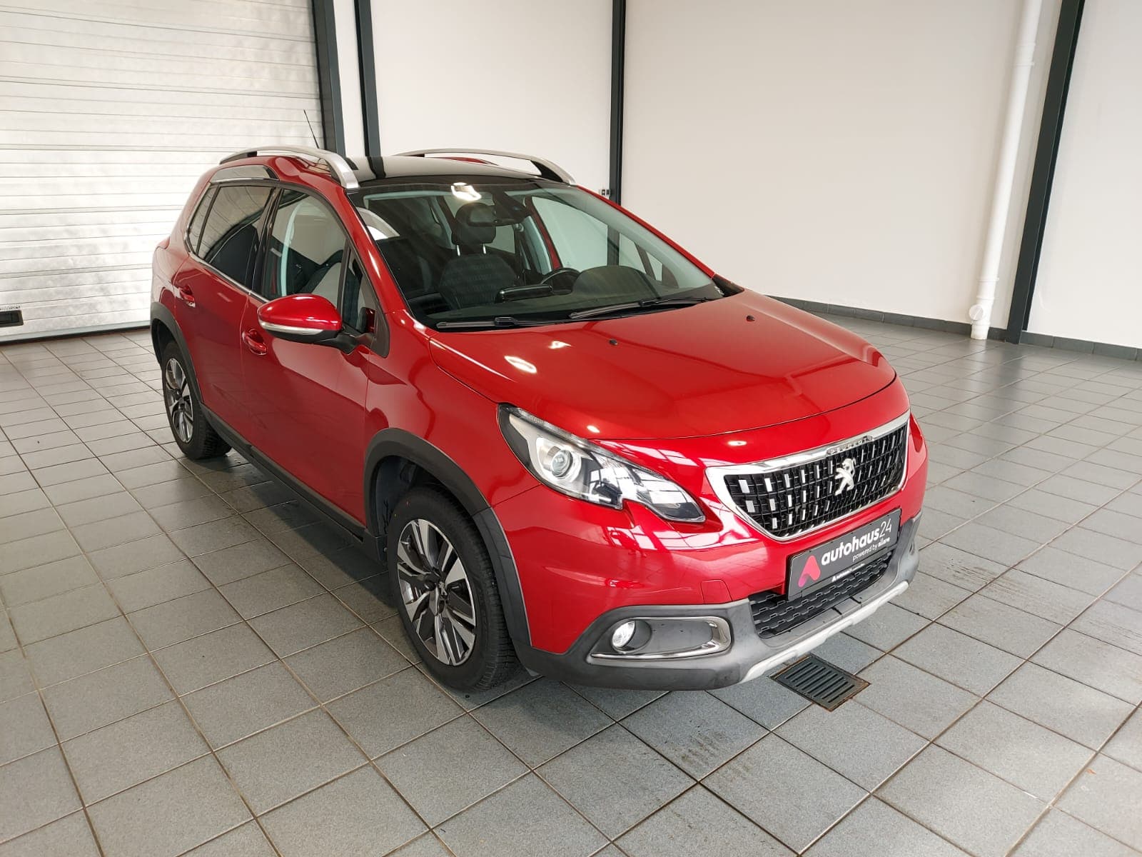 Peugeot 2008 Kombi PEUGEOT 2008 1.2 Urban Move PureTech 110 Crossover #1