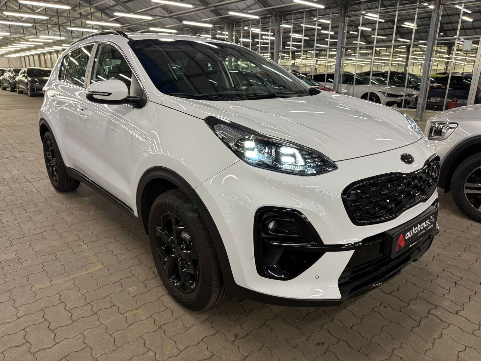 Kia Sportage SUV / Crossover / Geländewagen KIA Sportage 1.6 GDI 2WD Edition 7 Sports Utility Vehicle #1