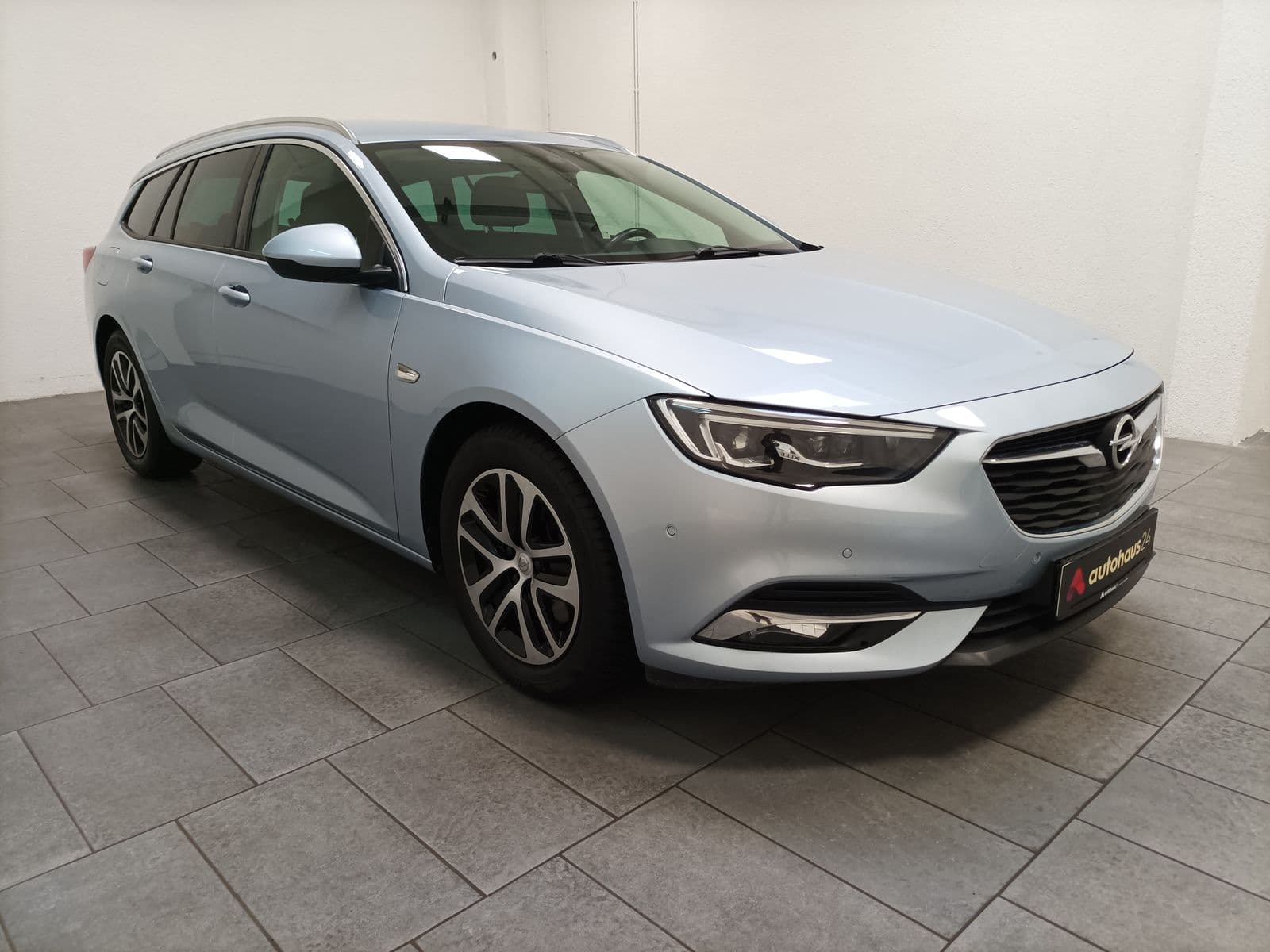 Opel Insignia Kombi OPEL Insignia 1.5 Turbo 121kW Business Ed Sp Tourer Kombi 'Insignia Business' #1