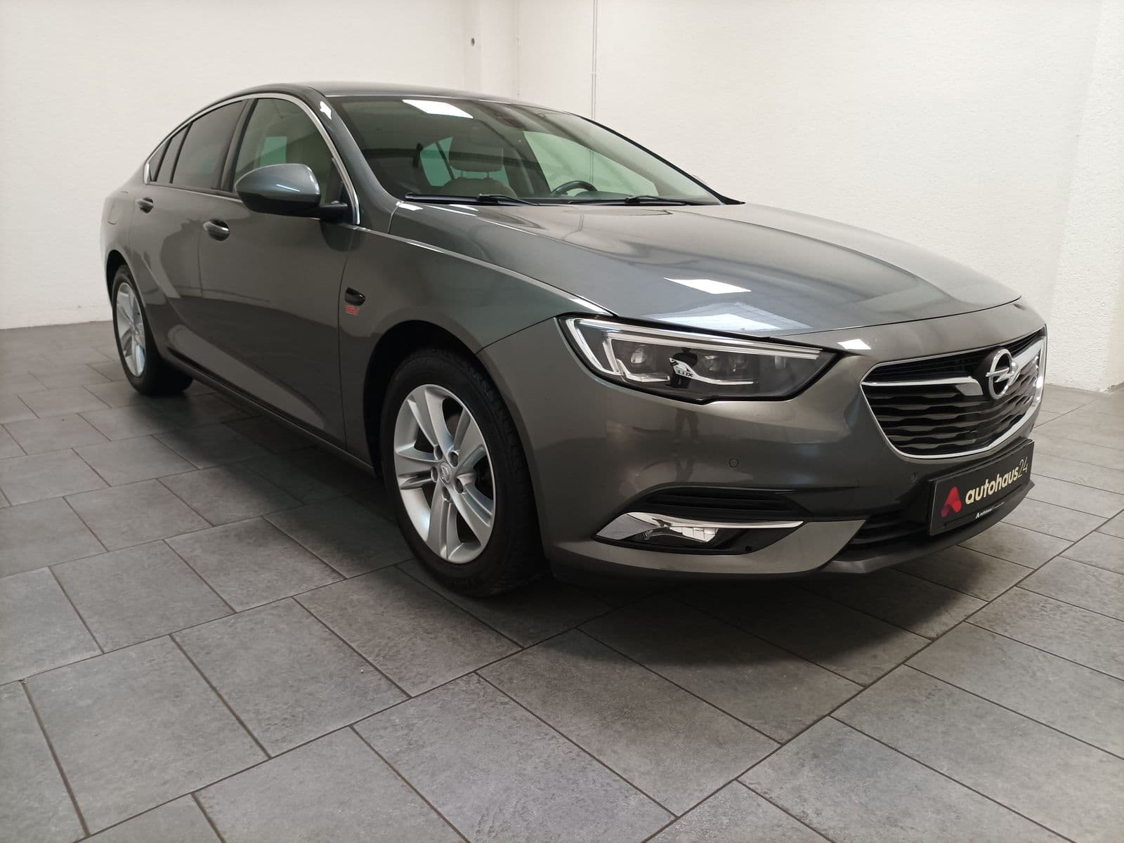 Opel Insignia Limousine OPEL Insignia 1.5 Turbo 121kW Business Ed Grand Sport Schräghecklimousine 'Insig #1