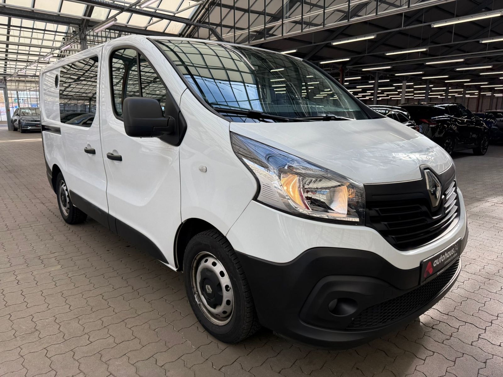 Renault Trafic Transporter RENAULT Trafic L1H1 1.6dCi 125 2,9t Komfort Kastenwagen #1