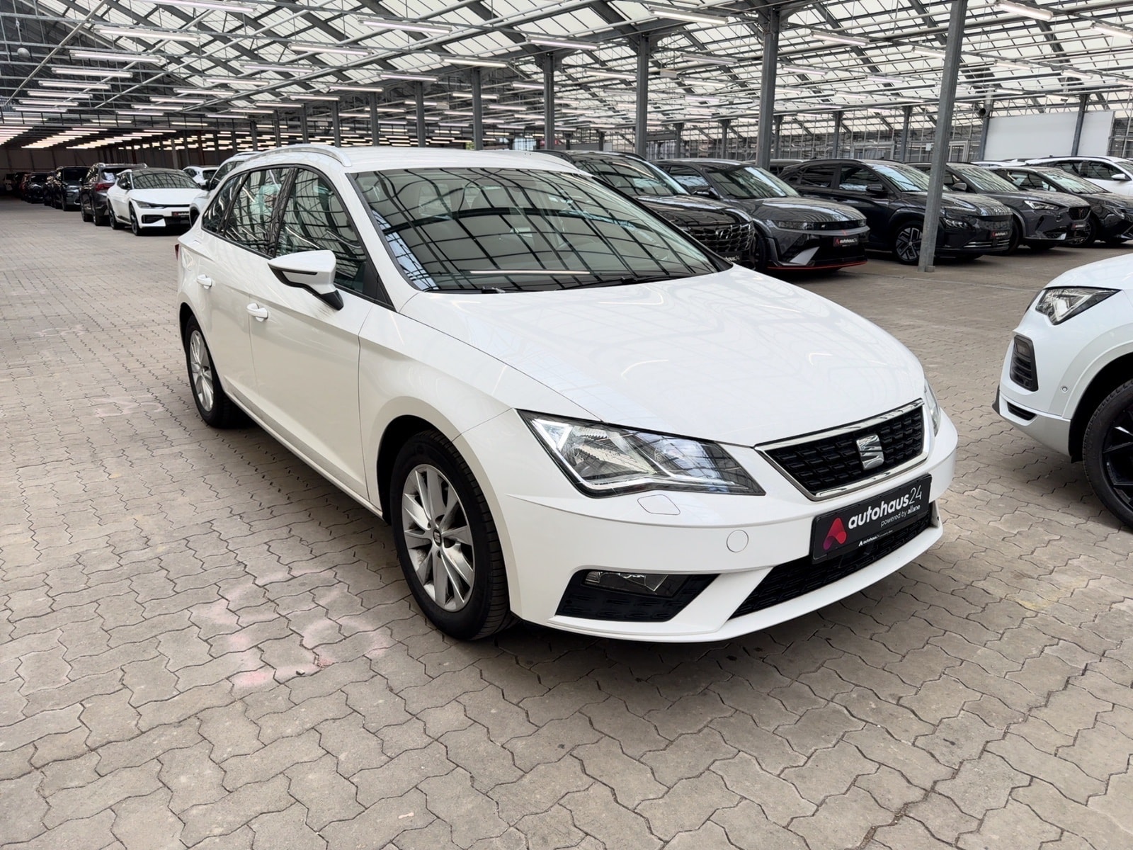 SEAT Leon Kombi SEAT Leon ST 1.6 TDI 85kW Style Kombi #1
