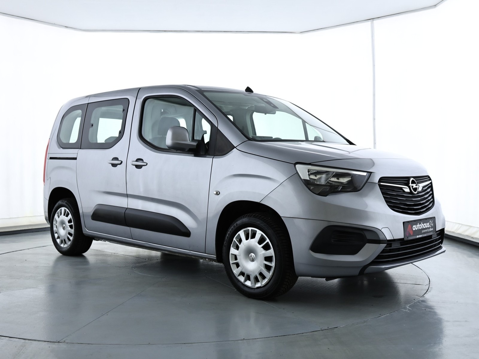 Opel Combo Kleinbus / Van OPEL Combo Life 1.2 Turbo 81kW S/S Edition L1 Kompaktvan #1