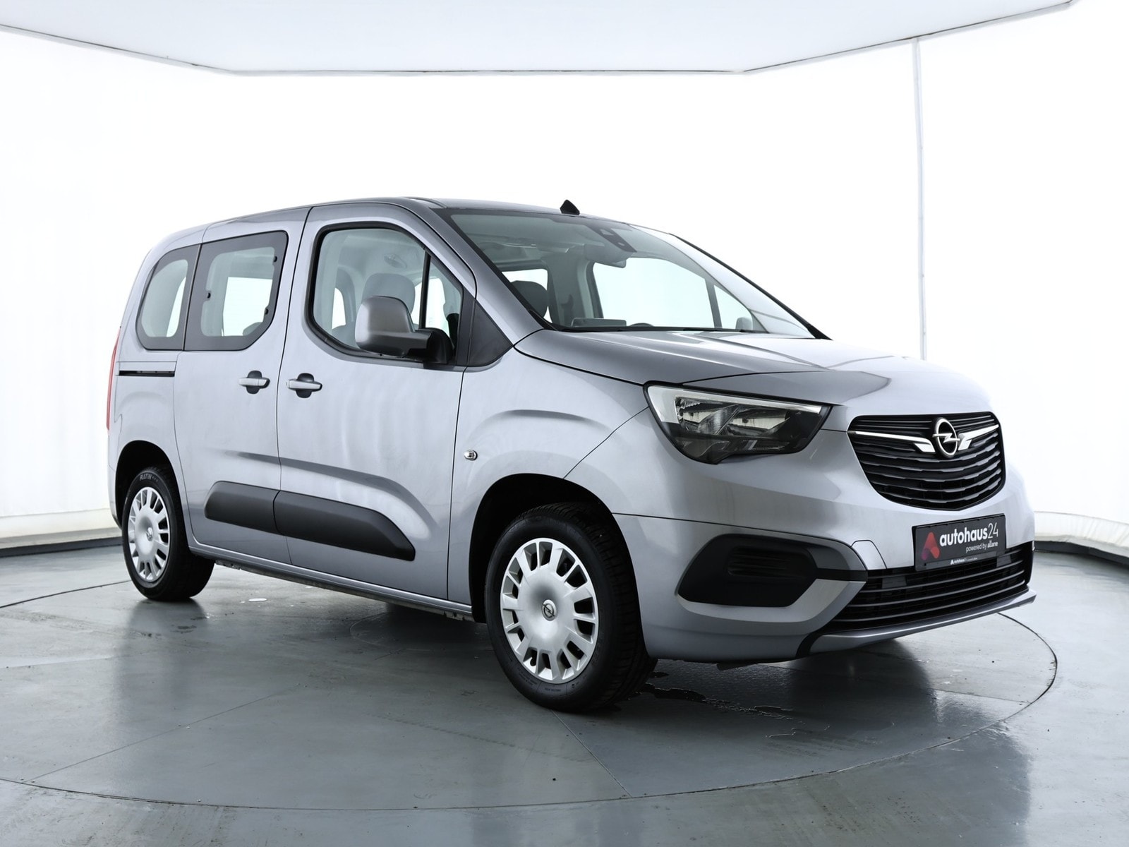 Opel Combo Kleinbus / Van OPEL Combo Life 1.2 Turbo 81kW S/S Edition Kompaktvan #1