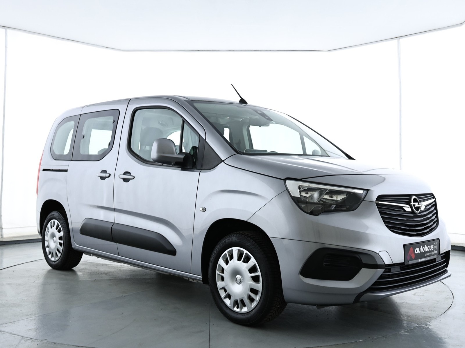 Opel Combo Kleinbus / Van OPEL Combo Life 1.2 Turbo 81kW S/S Edition Kompaktvan #1