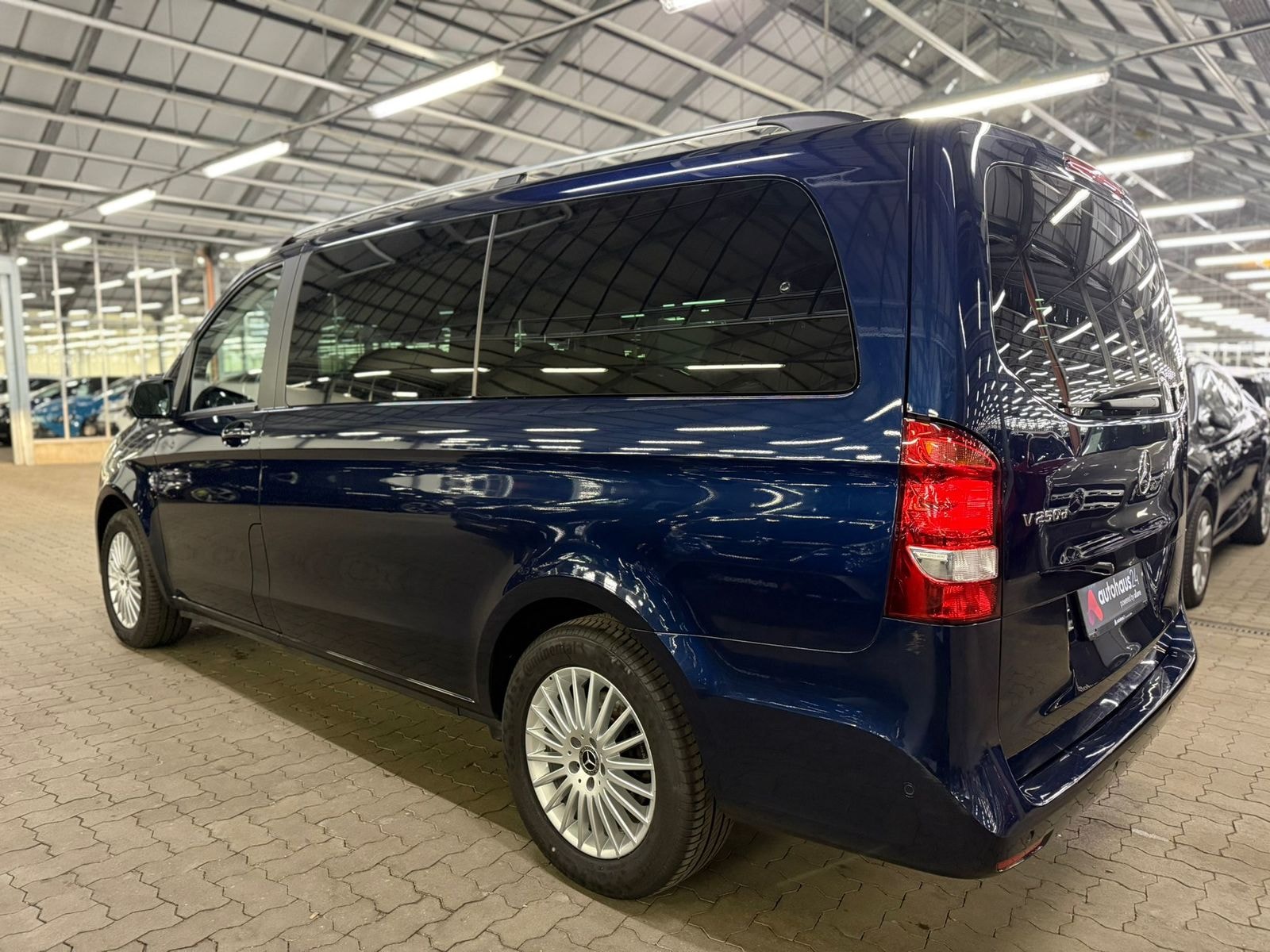 Mercedes Benz V-Klasse Van V 250 d Edition lang (EURO 6d-TEMP) #4