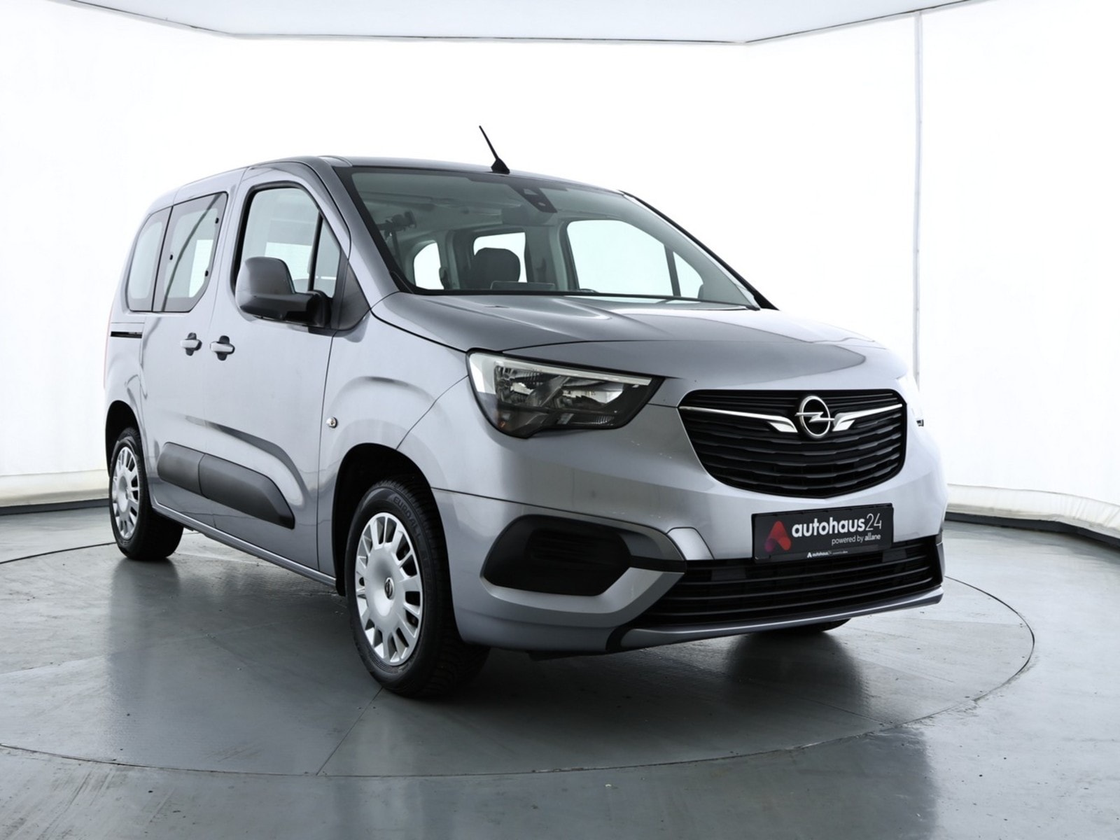 Opel Combo Kleinbus / Van OPEL Combo Life 1.2 Turbo 81kW S/S Edition Kompaktvan #1