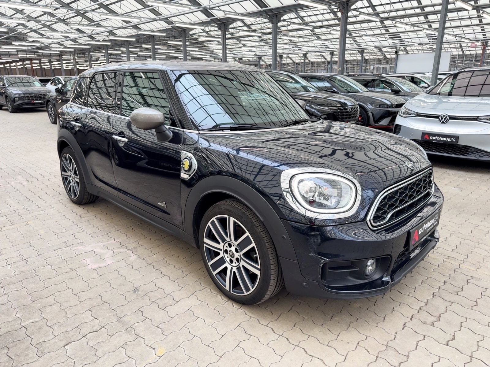 MINI Countryman SUV / Crossover / Geländewagen MINI Countryman Cooper S E ALL4 Schräghecklimousine #1