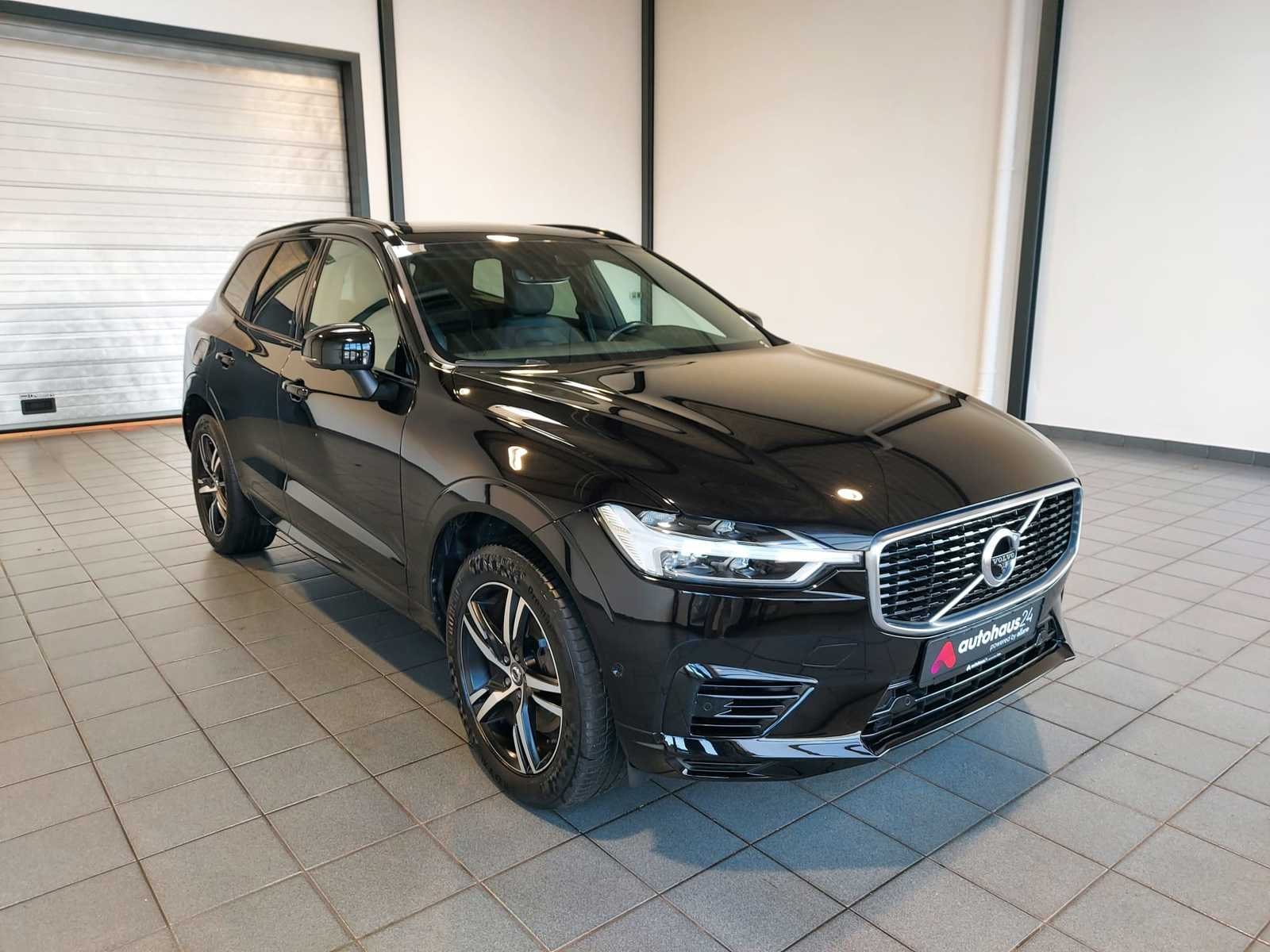 Volvo XC60 SUV / Crossover / Geländewagen VOLVO XC60 T8 Twin Engine AWD R Design Geartronic Sports Utility Vehicle #1