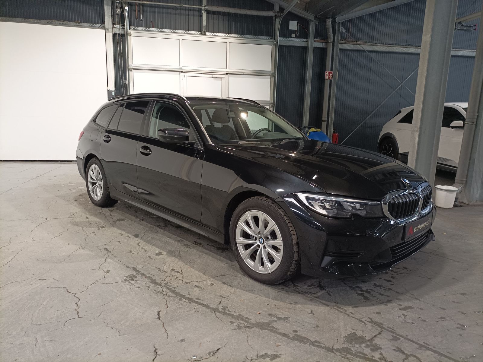 BMW 3er-Reihe Kombi BMW 3er-Reihe 318d Touring Kombi #1