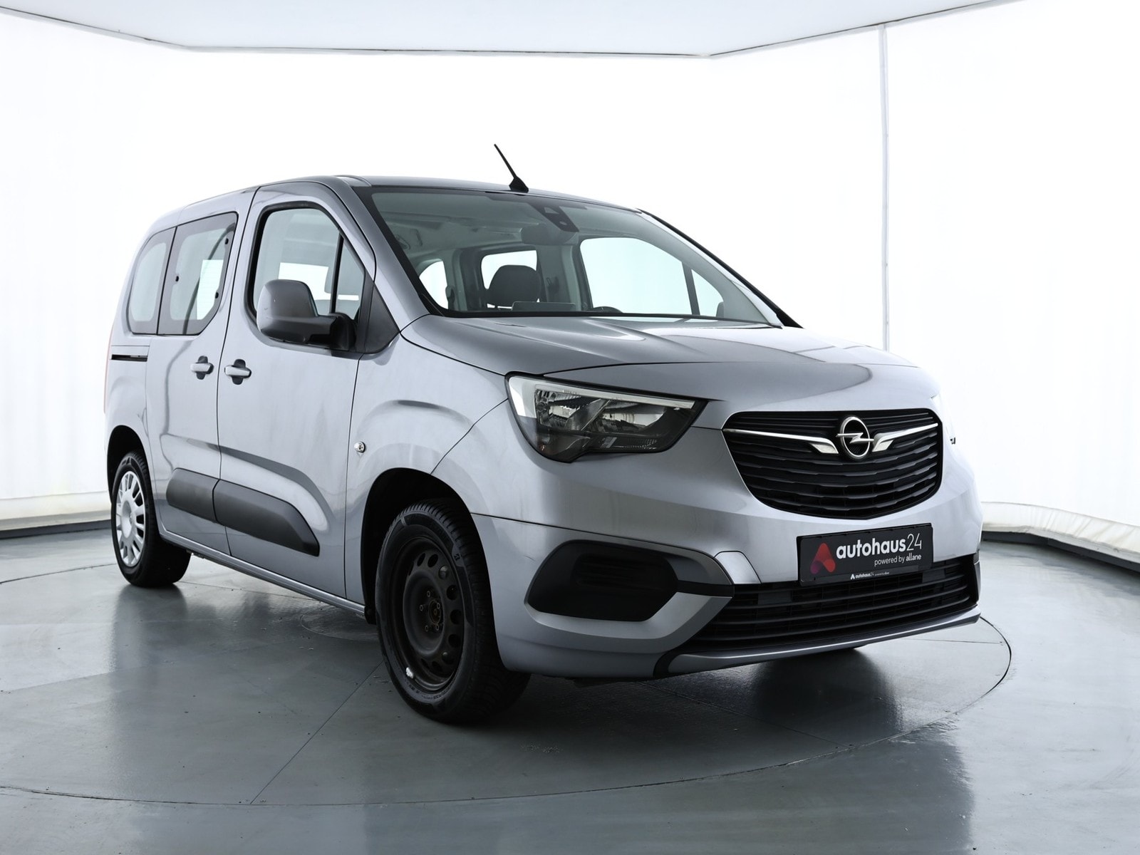 Opel Combo Kleinbus / Van OPEL Combo Life 1.2 Turbo 81kW S/S Edition Kompaktvan #1