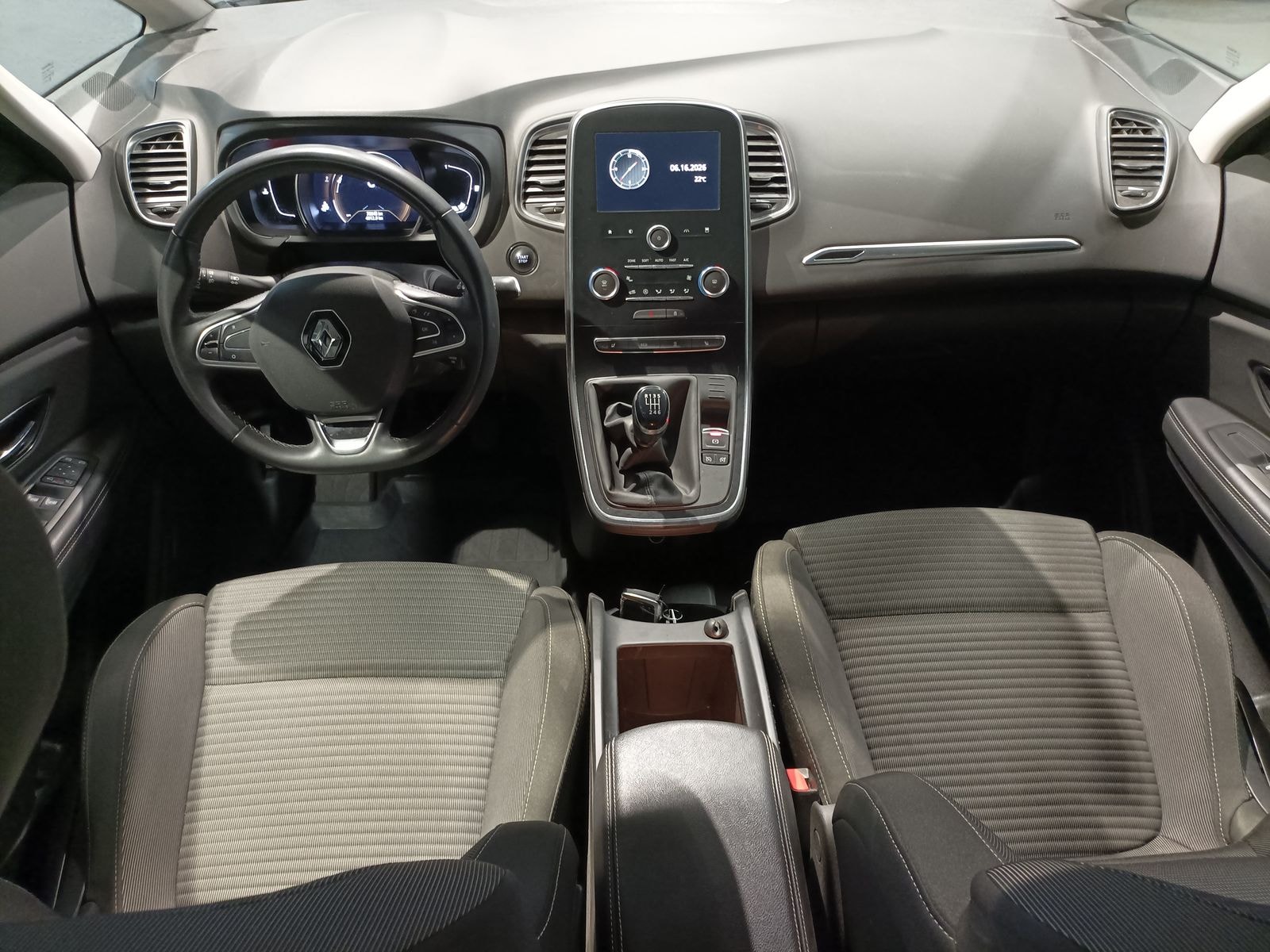 Renault Grand Scenic Van Grand Scenic IV 1.7 dCi 120 Grand Business #14
