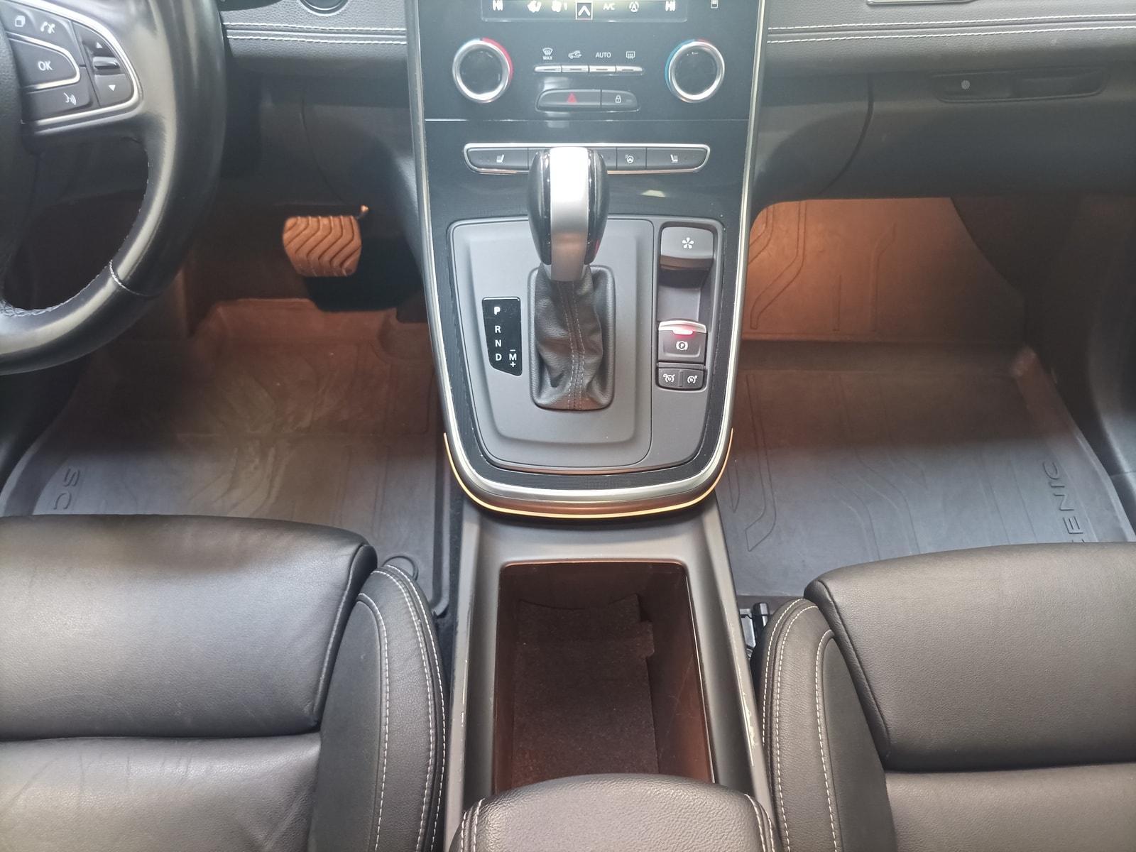 Renault Grand Scenic Van Grand Scenic IV 1.7 BLUE dCi 150 Grand BOSE-Editio #12