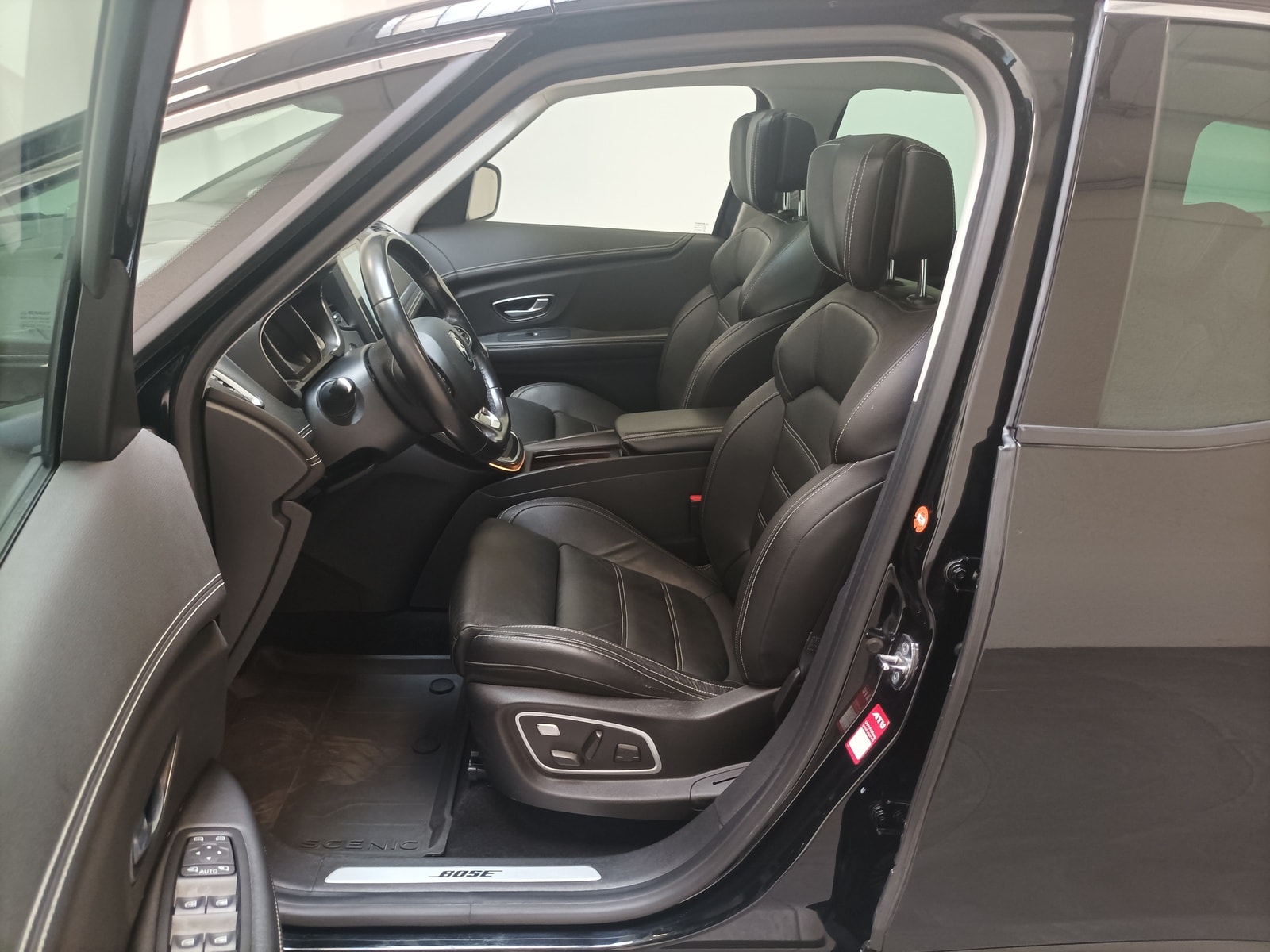 Renault Grand Scenic Van Grand Scenic IV 1.7 BLUE dCi 150 Grand BOSE-Editio #8