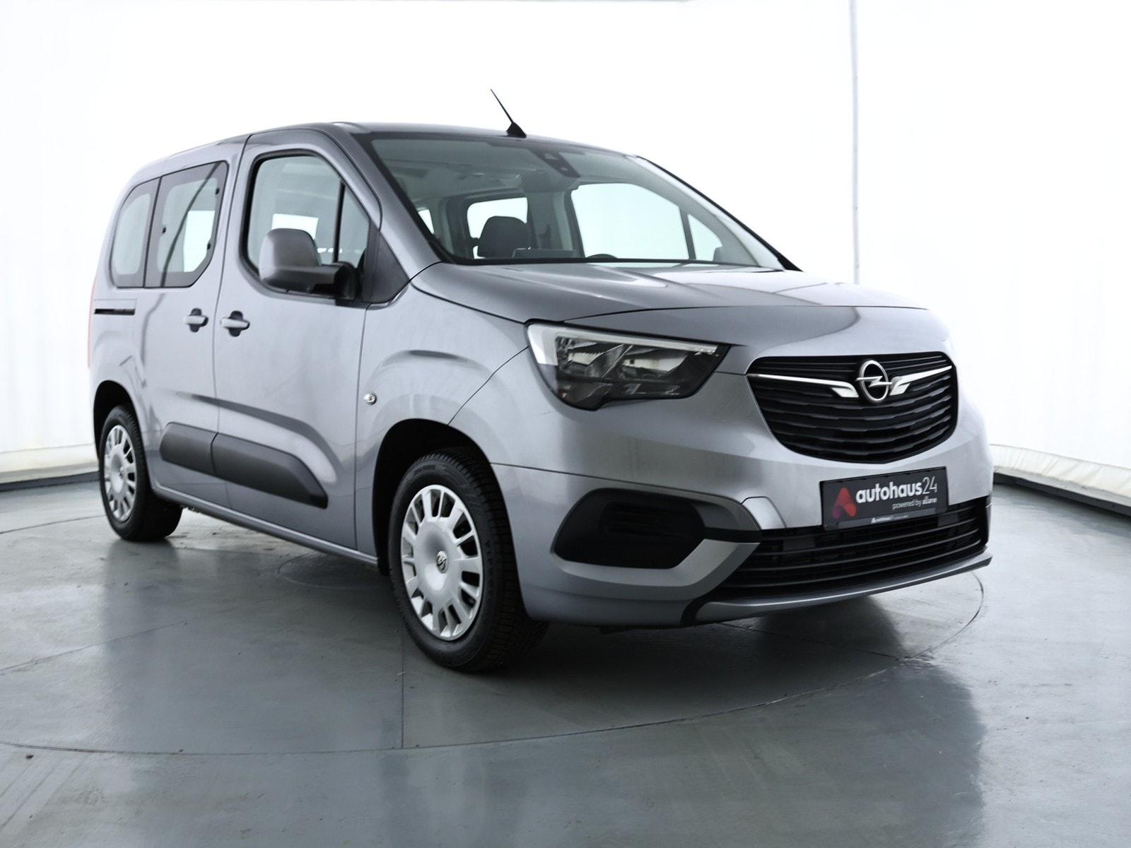 Opel Combo Kleinbus / Van OPEL Combo Life 1.2 Turbo 81kW S/S Edition Kompaktvan #1