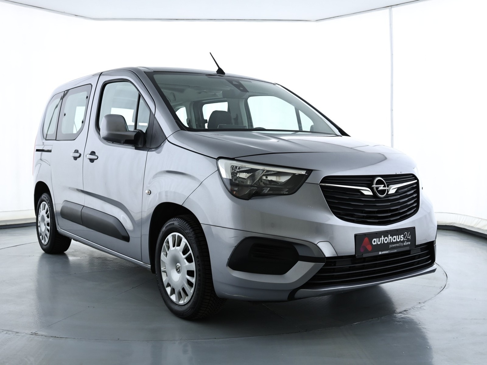 Opel Combo Kleinbus / Van OPEL Combo Life 1.2 Turbo 81kW S/S Edition Kompaktvan #1