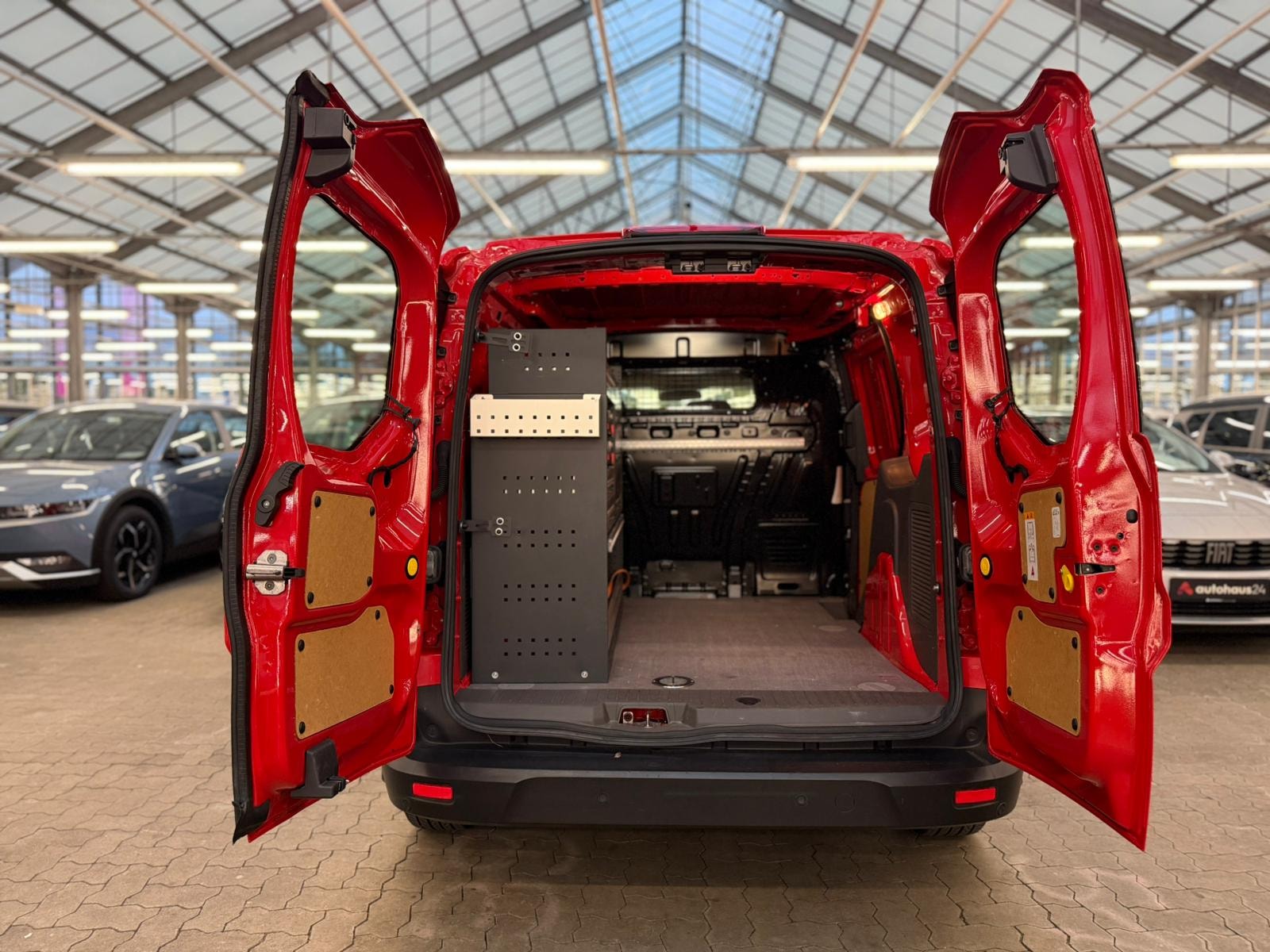 Ford Transit Transporter TransitConnect 1.5 EcoBlue 220 (L1) Trend S/S (EUR #6