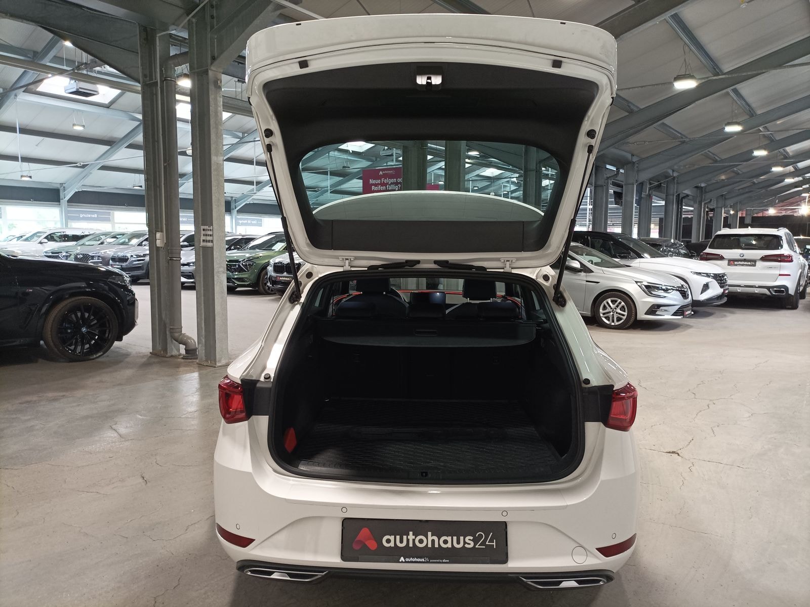 Seat Leon Kombi Leon Sportstourer 1.5 eTSI FR #6