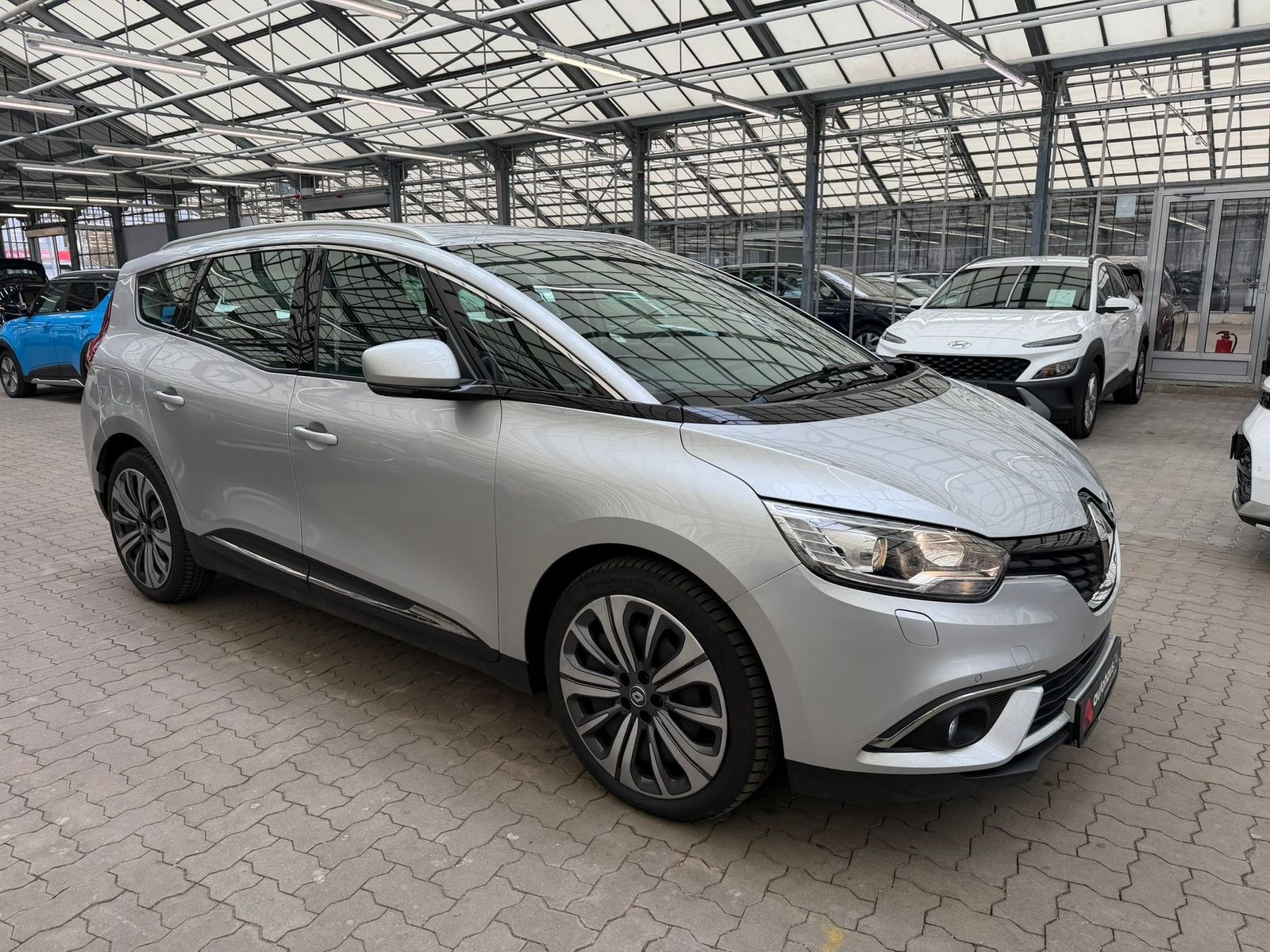 Renault Grand Scénic Kleinbus / Van RENAULT Grand Scénic BLUE dCi 120 Business Edition Kompaktvan #1