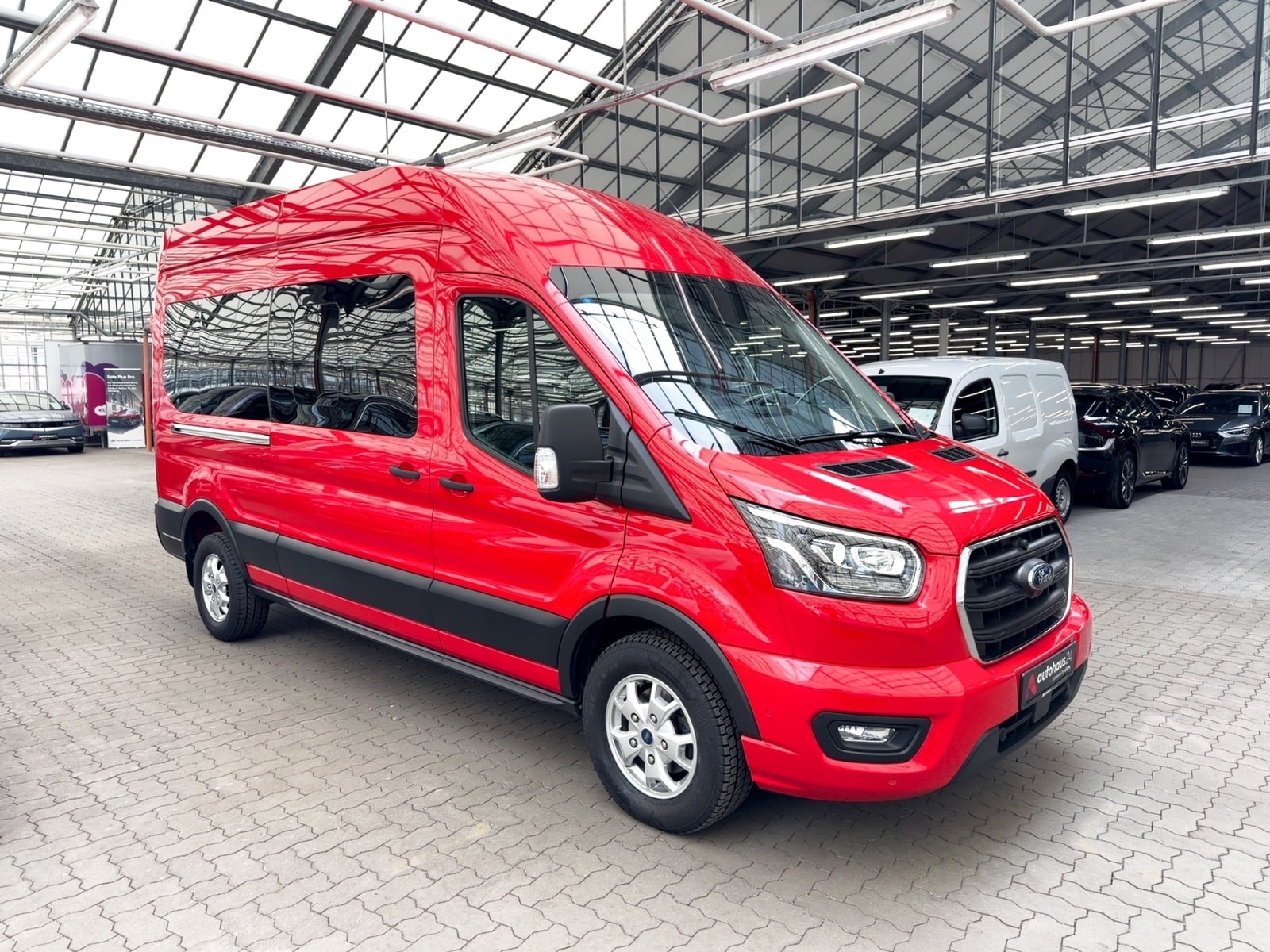 Ford Transit Kombi FORD Transit 350L3H3 2,0TDCi 125kW Front Limited Auto Kombi-Lieferwagen #1