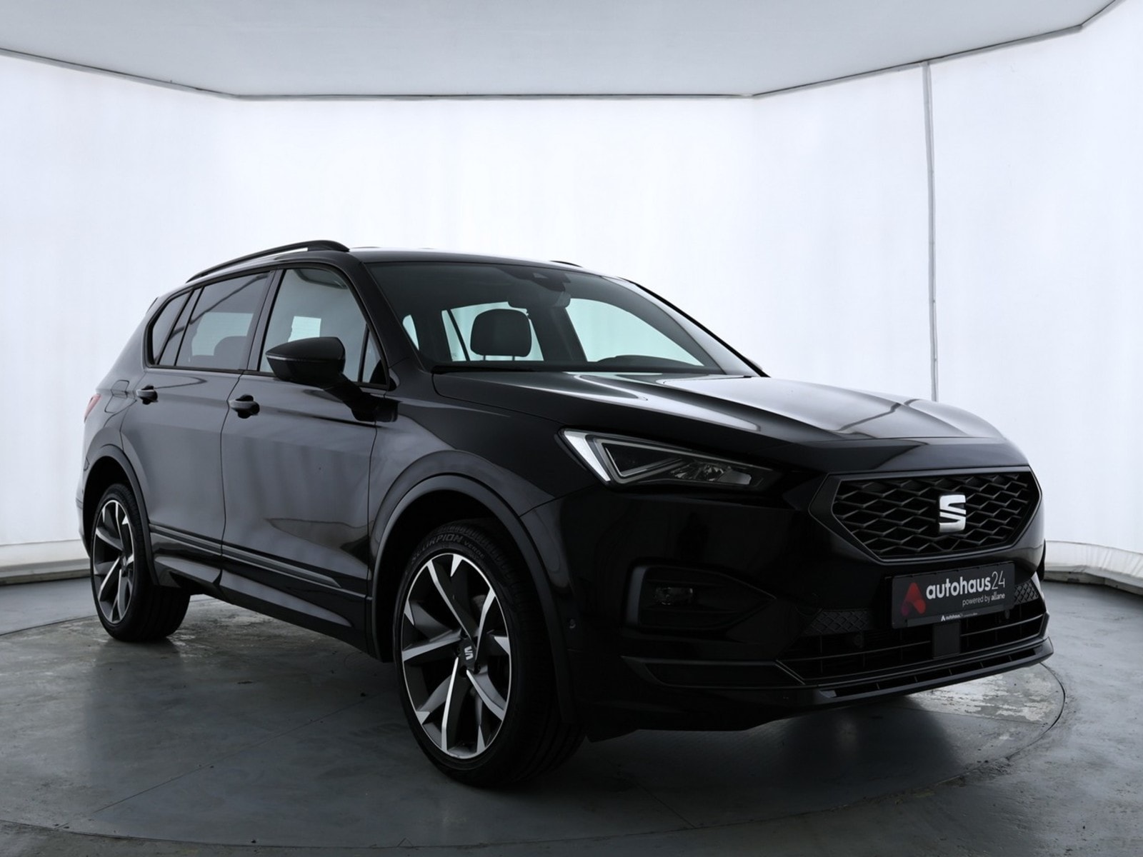 SEAT Tarraco SUV / Crossover / Geländewagen SEAT Tarraco 1.5 TSI ACT 110kW FR DSG Sports Utility Vehicle #1