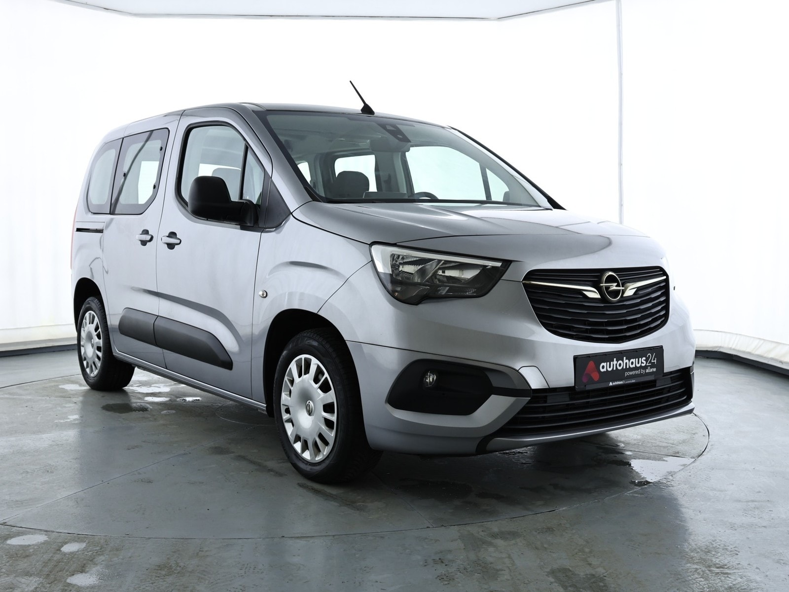 Opel Combo Kleinbus / Van OPEL Combo Life 1.2 Turbo 81kW S/S Edition Kompaktvan #1