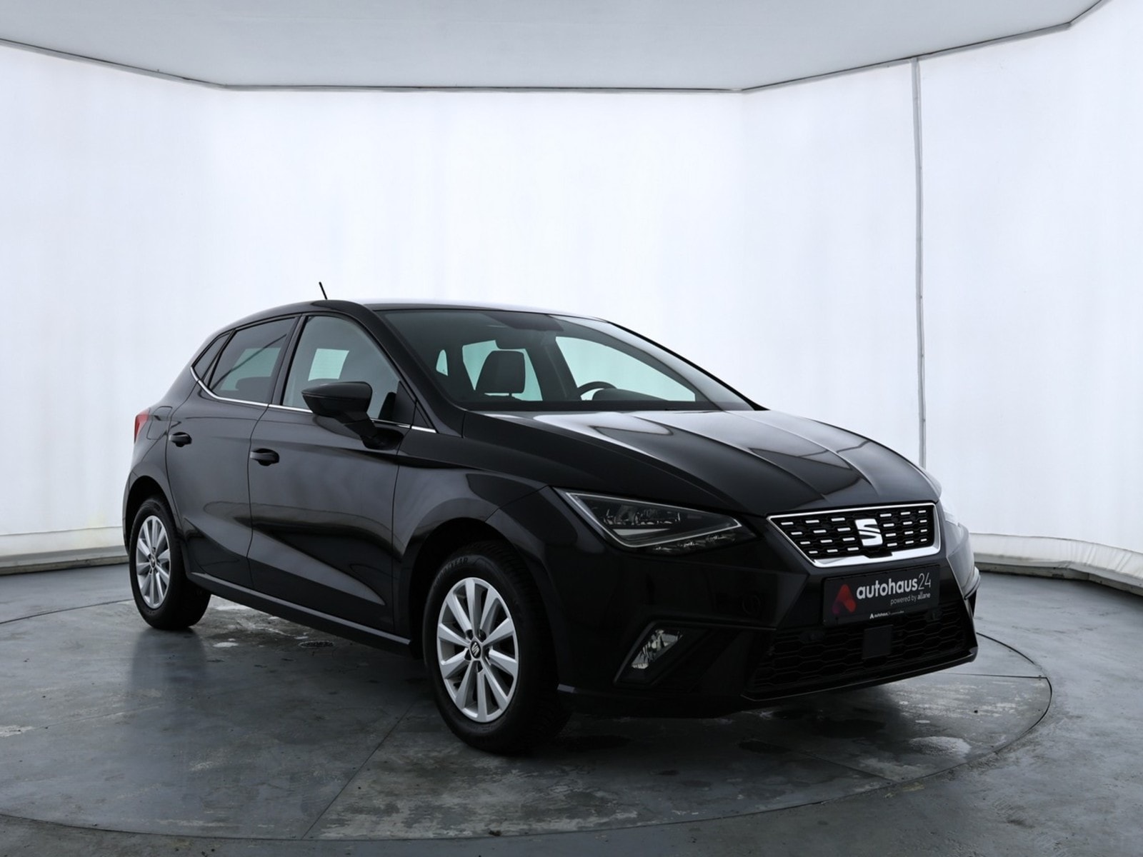 SEAT Ibiza Schräghecklimousine SEAT Ibiza 1.0 TSI 85kW XCELLENCE DSG Schräghecklimousine #1