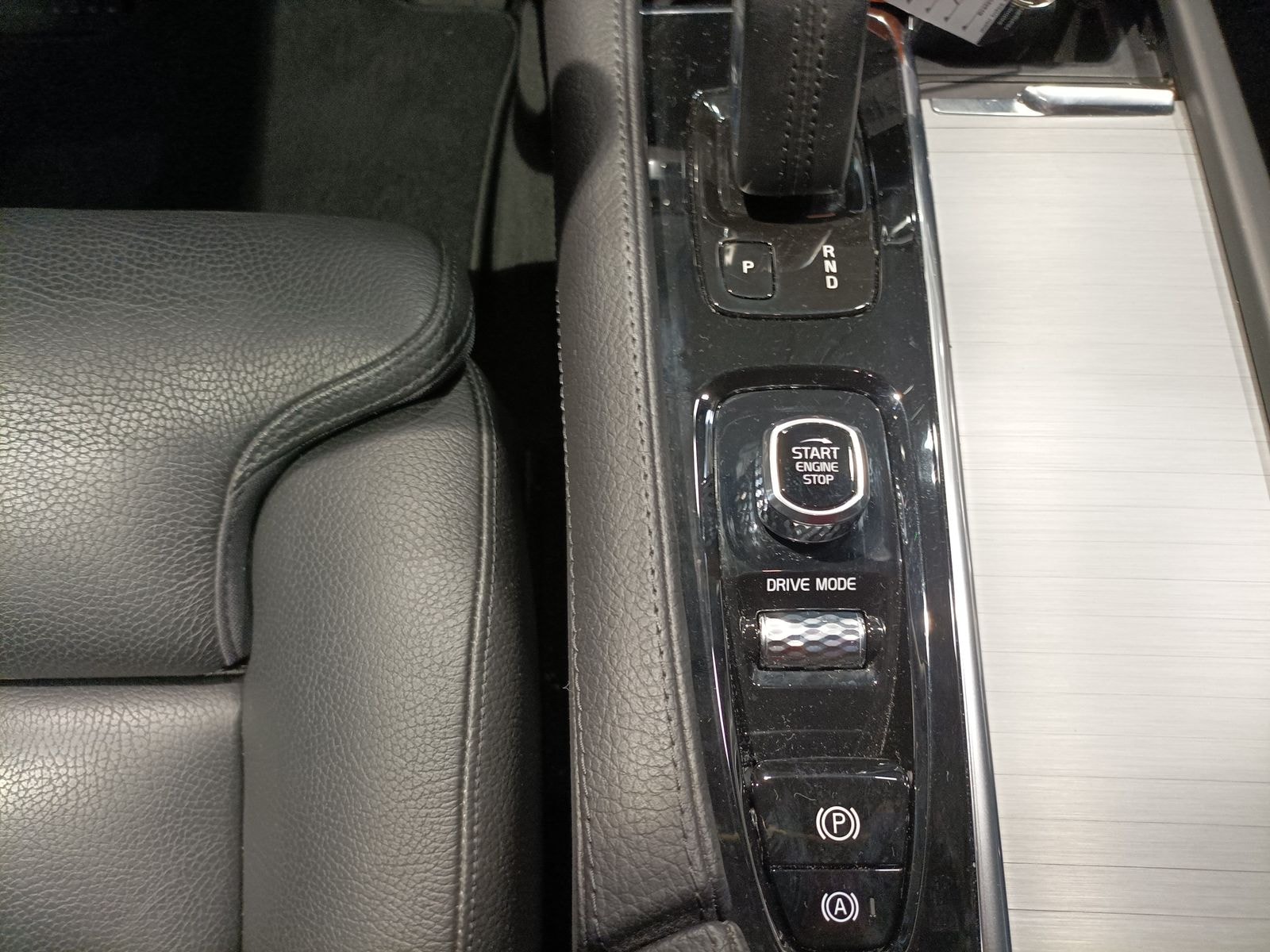 Volvo XC90 SUV XC 90 B5 (Diesel) AWD Momentum Pro #12