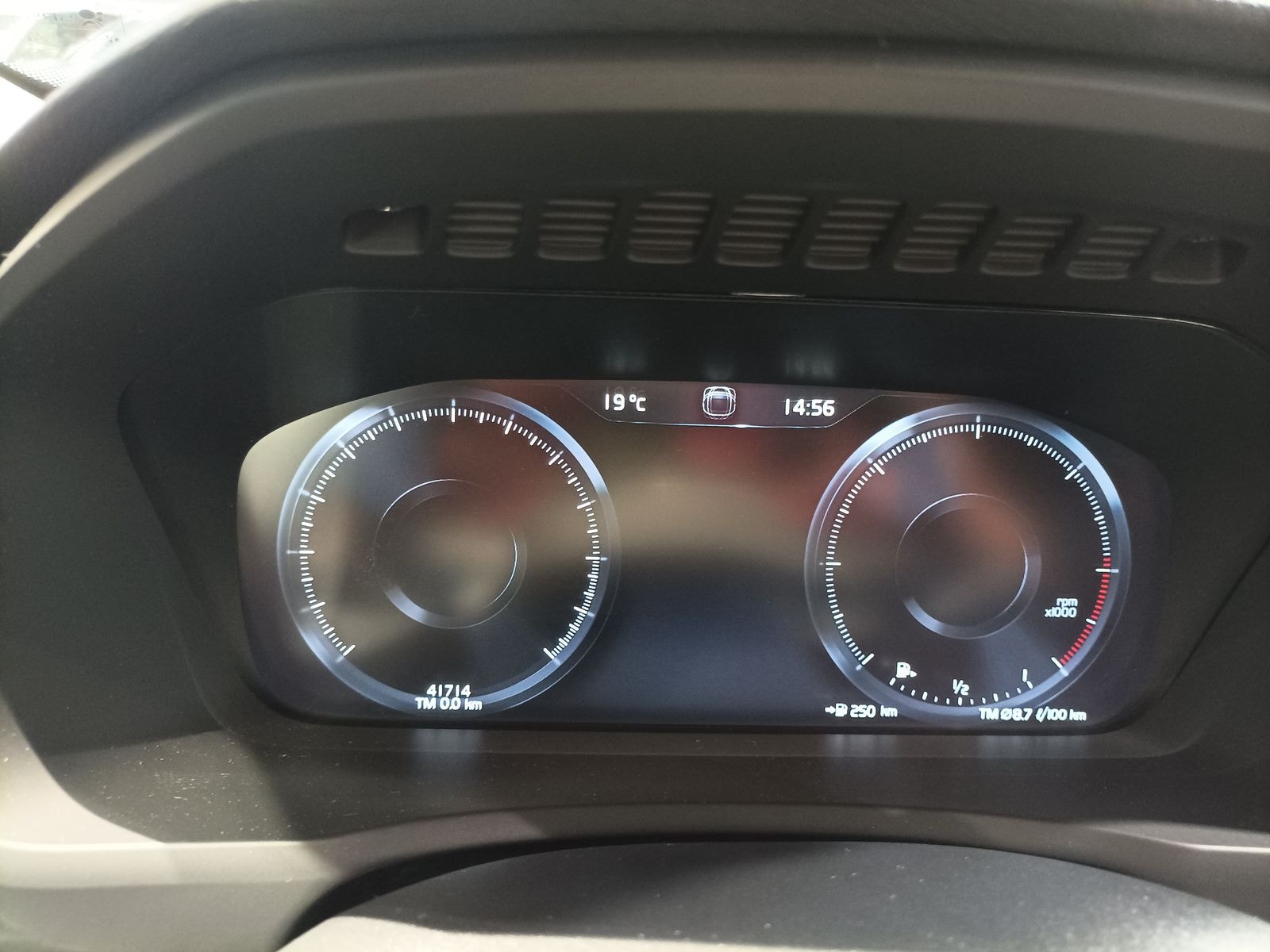 Volvo XC90 SUV XC 90 B5 (Diesel) AWD Momentum Pro #7