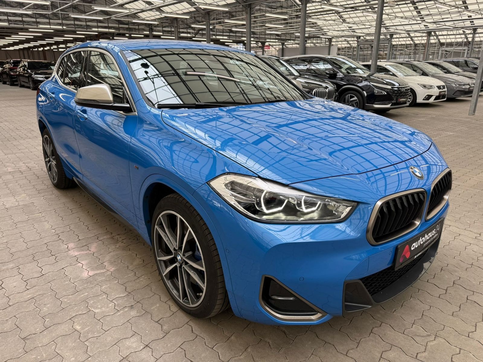 BMW X2 SUV / Crossover / Geländewagen BMW X2 M35i Steptronic Sport Sports Utility Vehicle #1