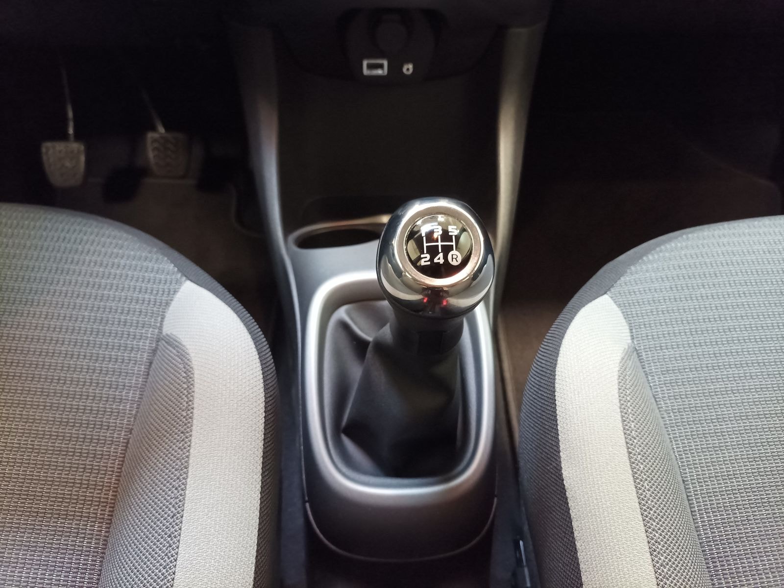 Toyota Aygo Limousine Aygo 1.0 x-play (EURO 6d-TEMP) #13