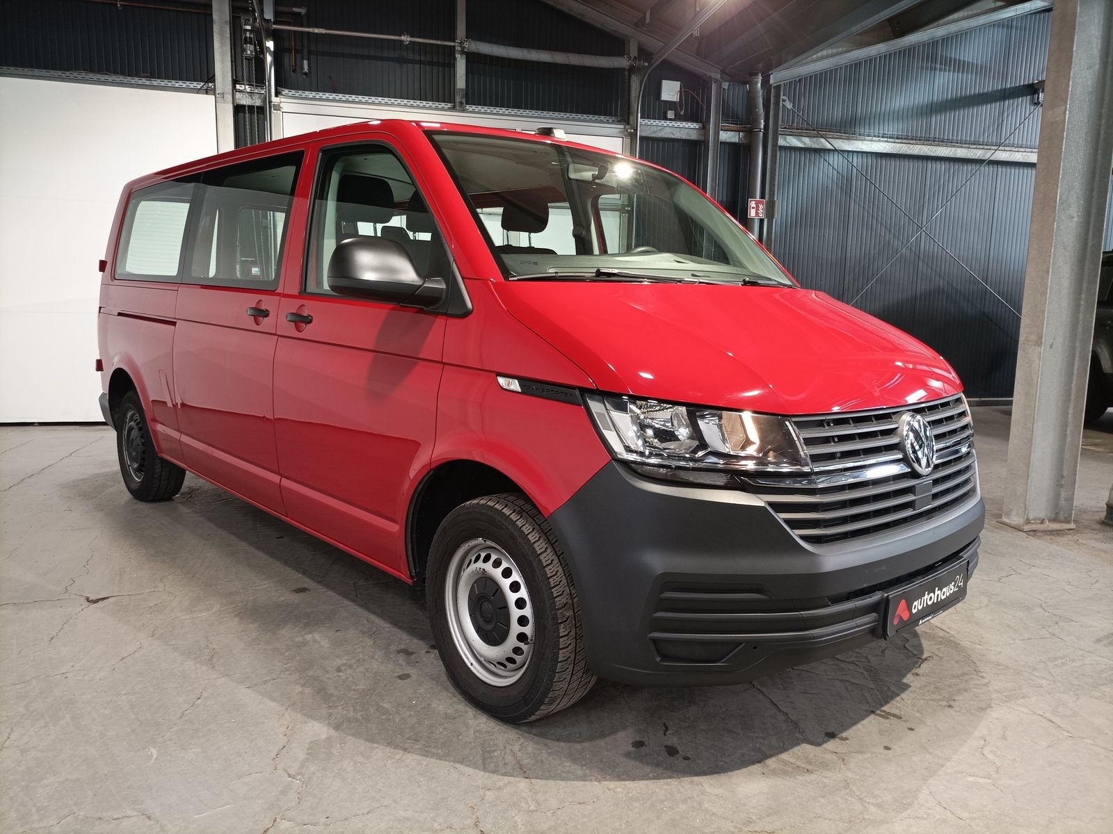 Volkswagen Transporter Transporter VOLKSWAGEN Transporter 2,0 TDI 81kW BMT lang 2,8t Kombi-Lieferwagen #1