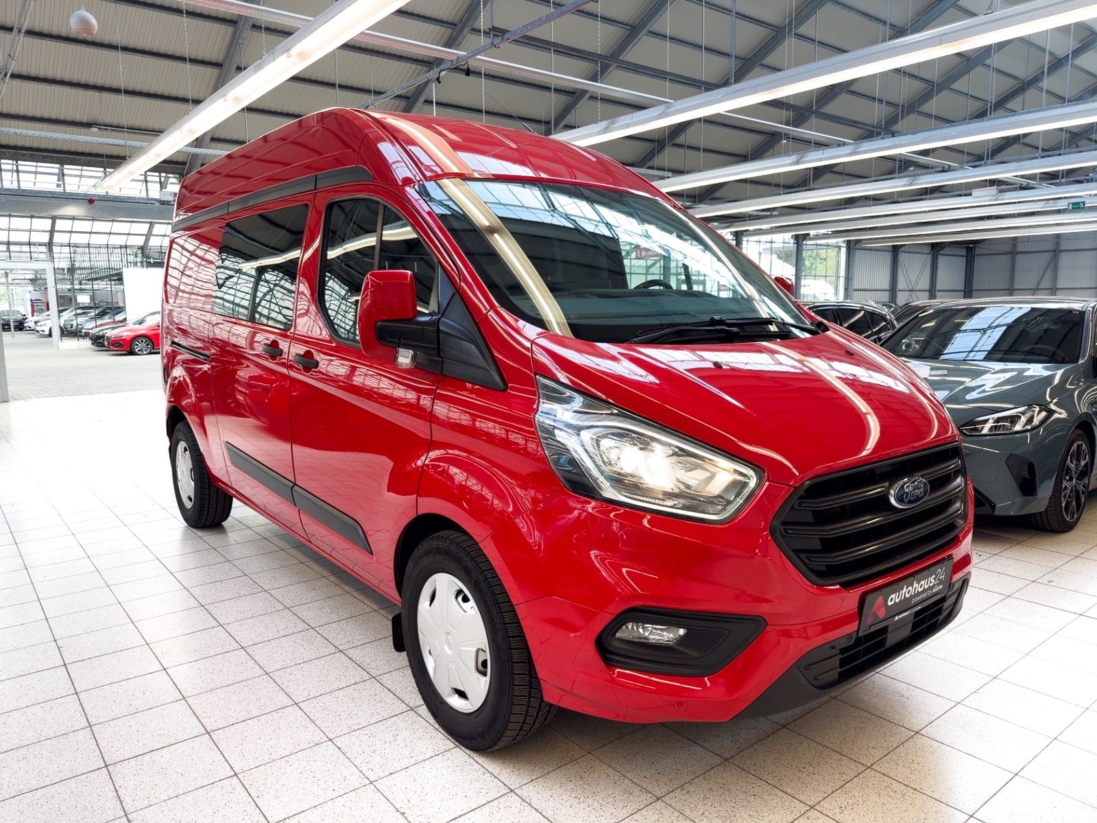 Ford Transit Transporter FORD Transit Custom 340 L2H2 2,0EcoBlue 96kW Trend Kastenwagen #1