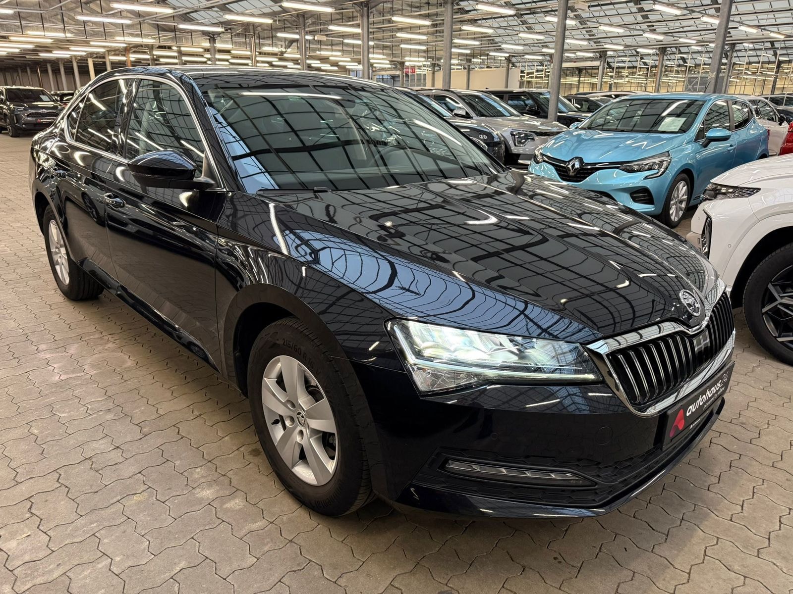 ŠKODA Superb Limousine SKODA Superb 1.5 TSI ACT DSG AMBITION Schräghecklimousine #1