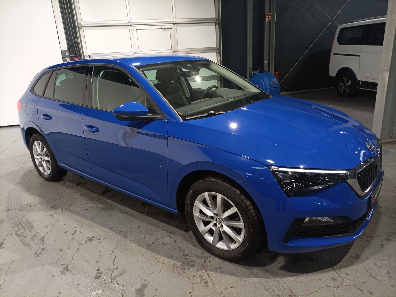 ŠKODA Scala Limousine SKODA Scala 1.0 TSI 85kW DSG Ambition Limousine #1