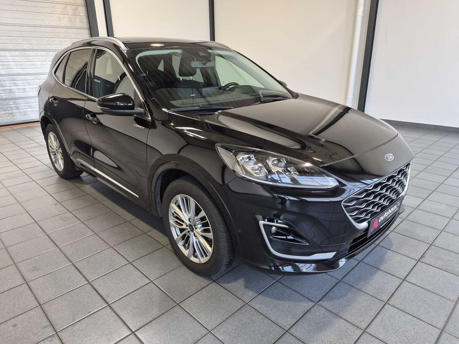 Ford Kuga SUV / Crossover / Geländewagen FORD Kuga 2.0 EcoBlue Hybrid Vignale Sports Utility Vehicle #1