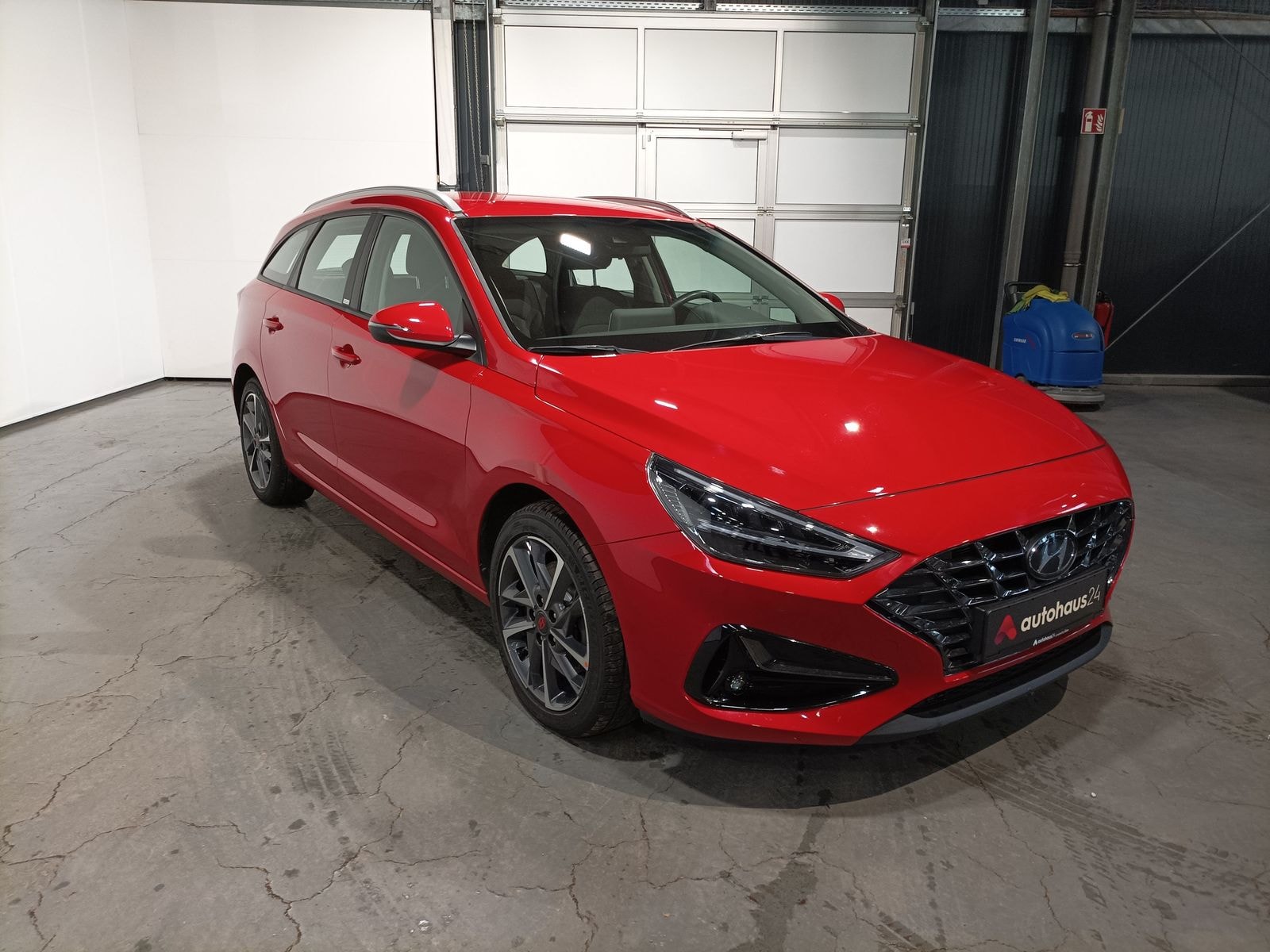 Hyundai i30 Kombi HYUNDAI i30 1.6 CRDi 85kW Trend Kombi #1