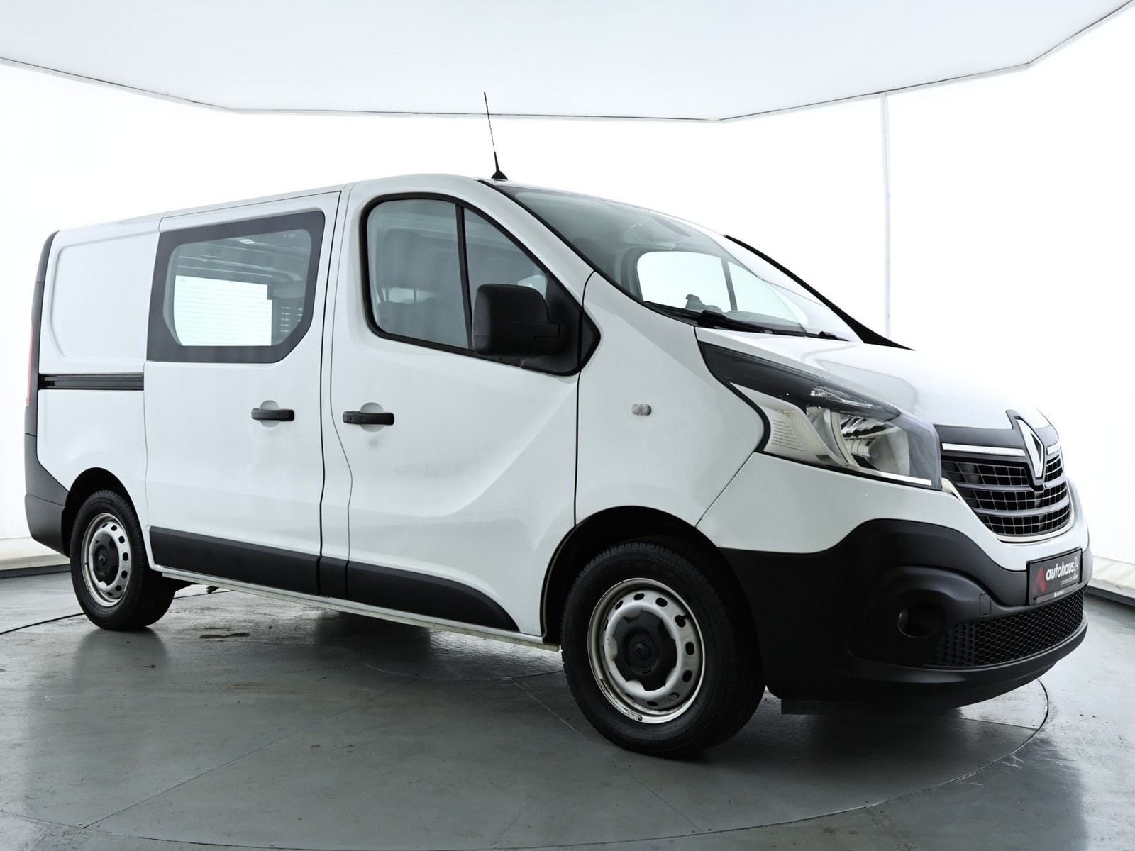 Renault Trafic Transporter RENAULT Trafic L1H1 2.0 ENERGY dCi 145 3,0t Komfort Kastenwagen #1