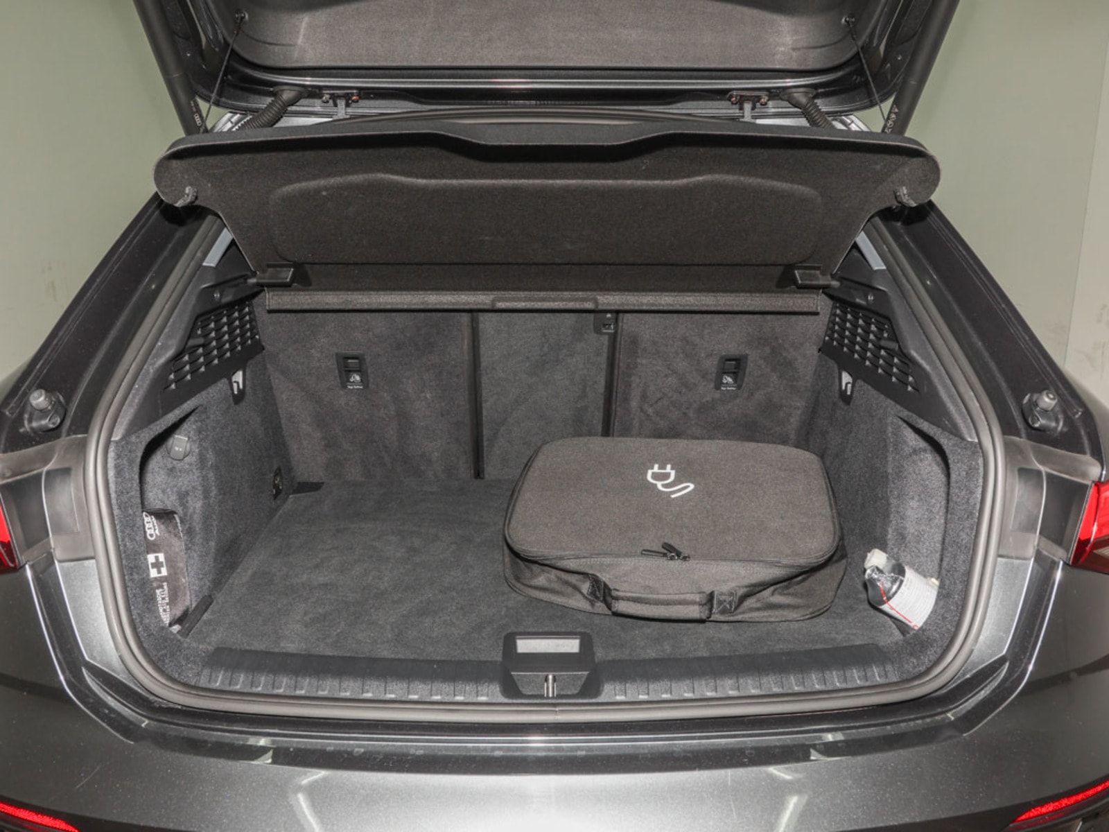 Audi A3 Limousine A3 40 1.4 TFSI e-tron Sportback S line #6