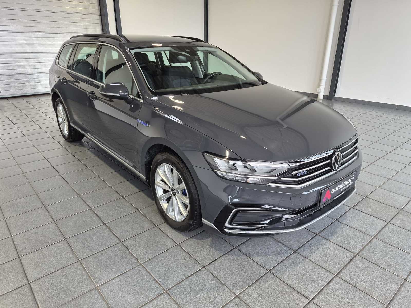 Volkswagen Passat Kombi VOLKSWAGEN Passat 1.4 TSI DSG GTE Variant Kombi #1
