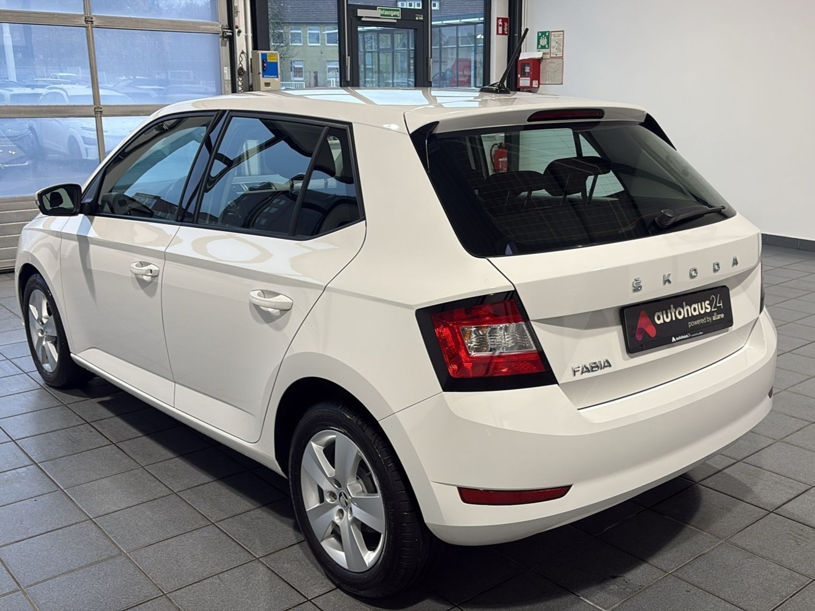 Skoda Fabia Schräghecklimousine Fabia 1.0 MPI Active (EURO 6d) #4