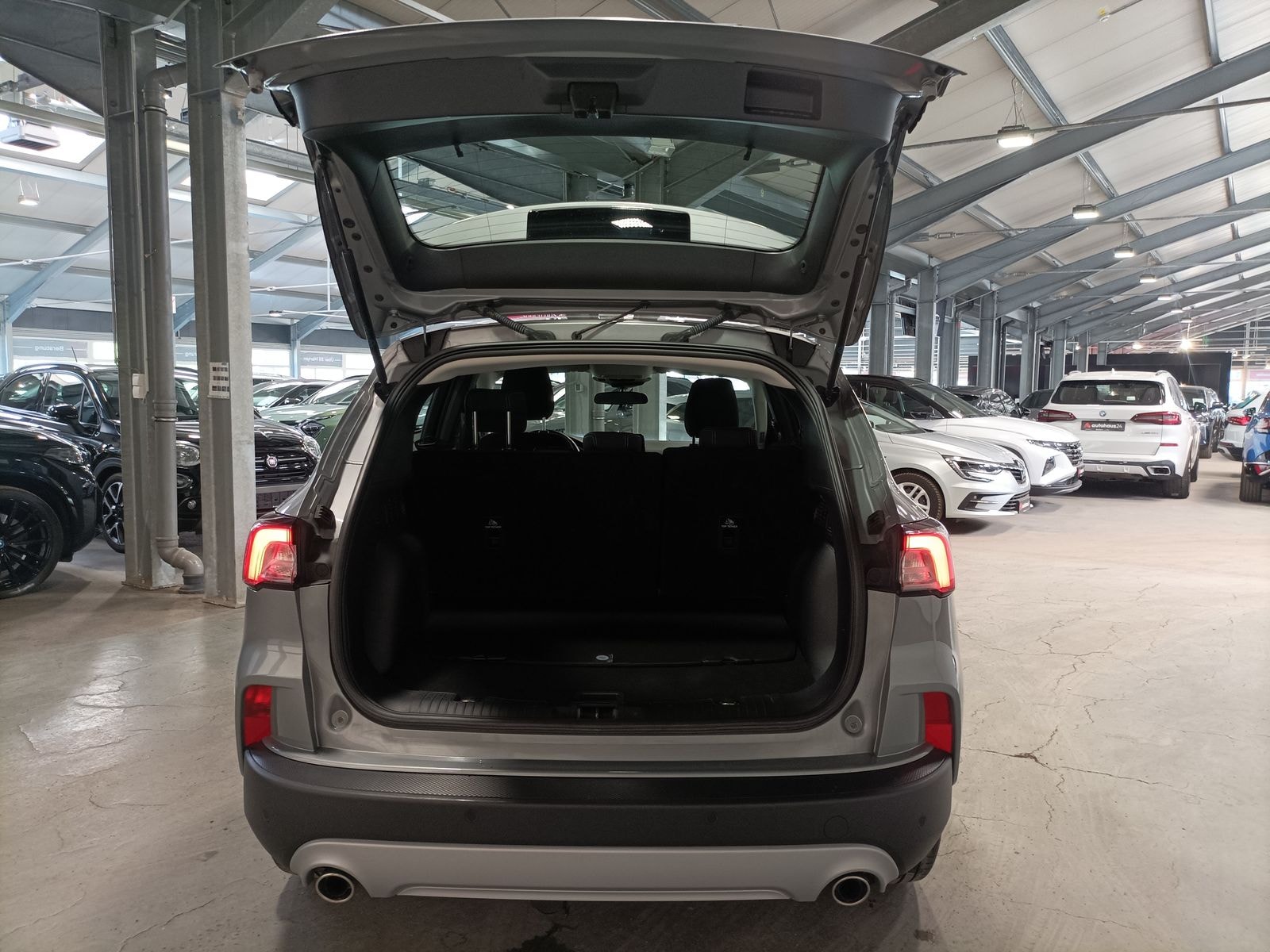 Ford Kuga SUV Kuga 2.0 EcoBlue Cool&Connect #6