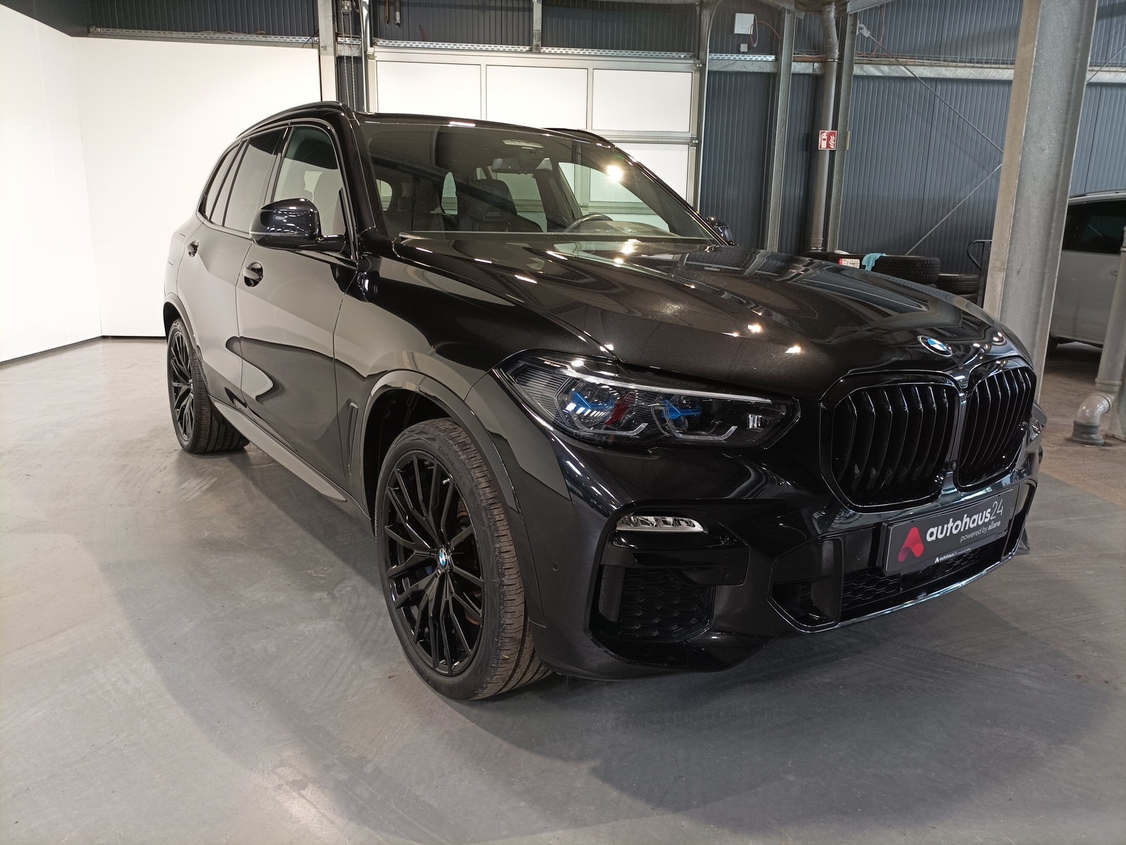 BMW X5 SUV / Crossover / Geländewagen BMW X5 xDrive45e Sports Utility Vehicle #1