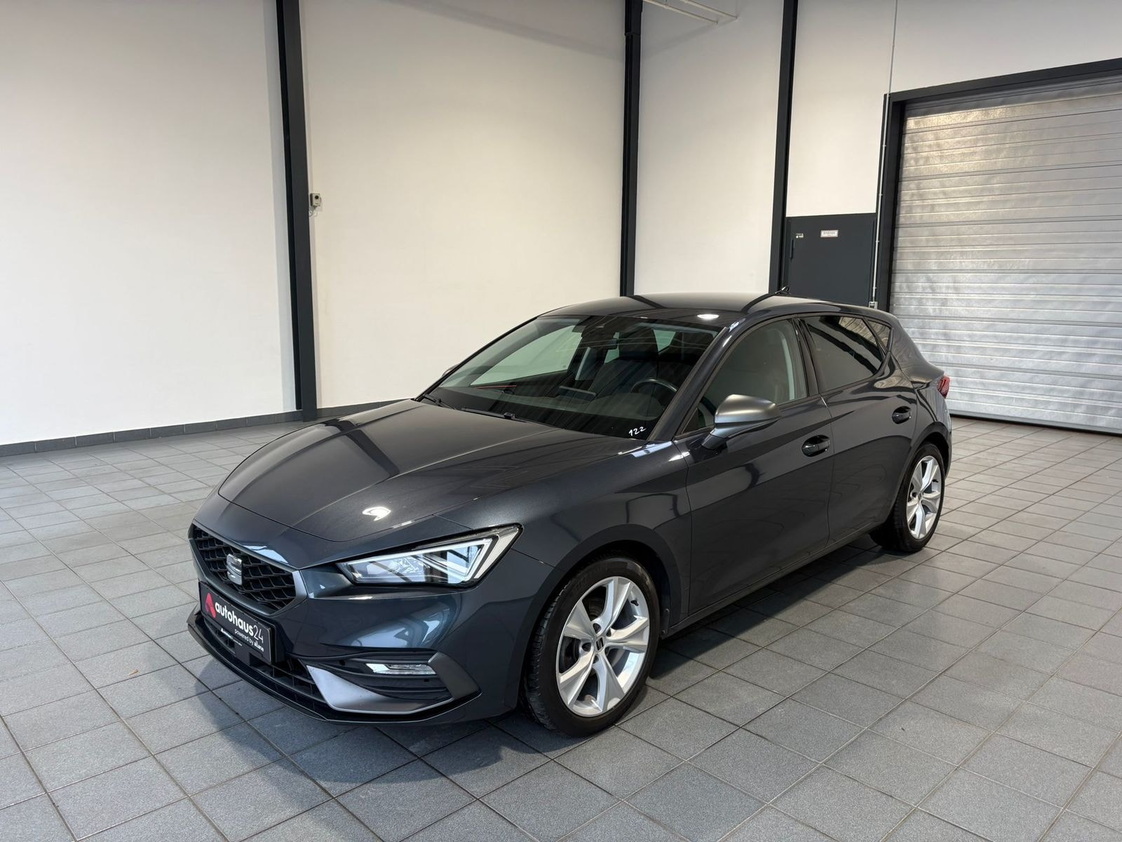 Seat Leon Limousine Leon 1.5 eTSI FR OPF (EURO 6d) #3